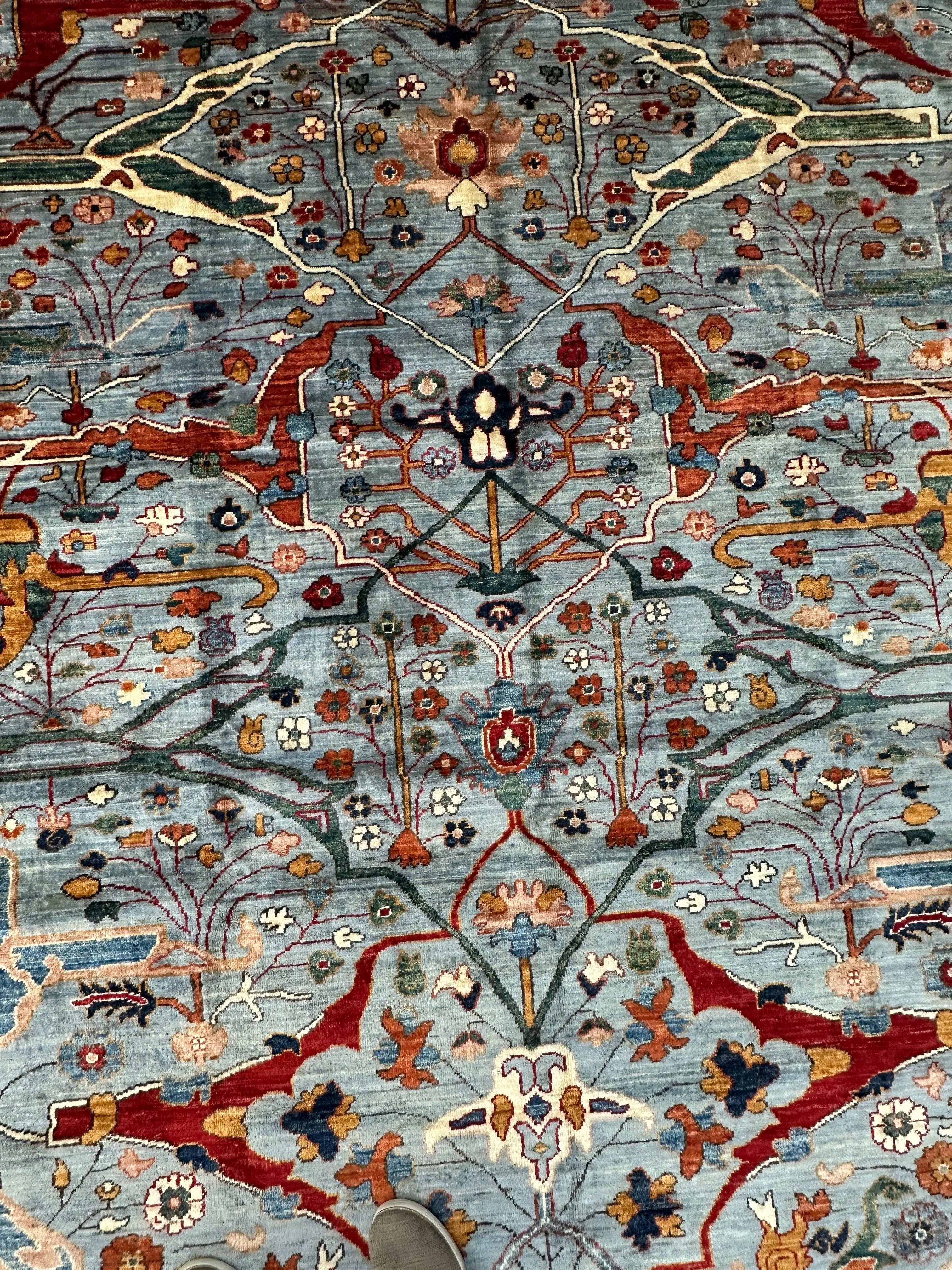 Hand-Knotted Trasitional Serapi Ghazni Wool Rug – 9’1” x 12’ – Intricate Floral Design Rugistan