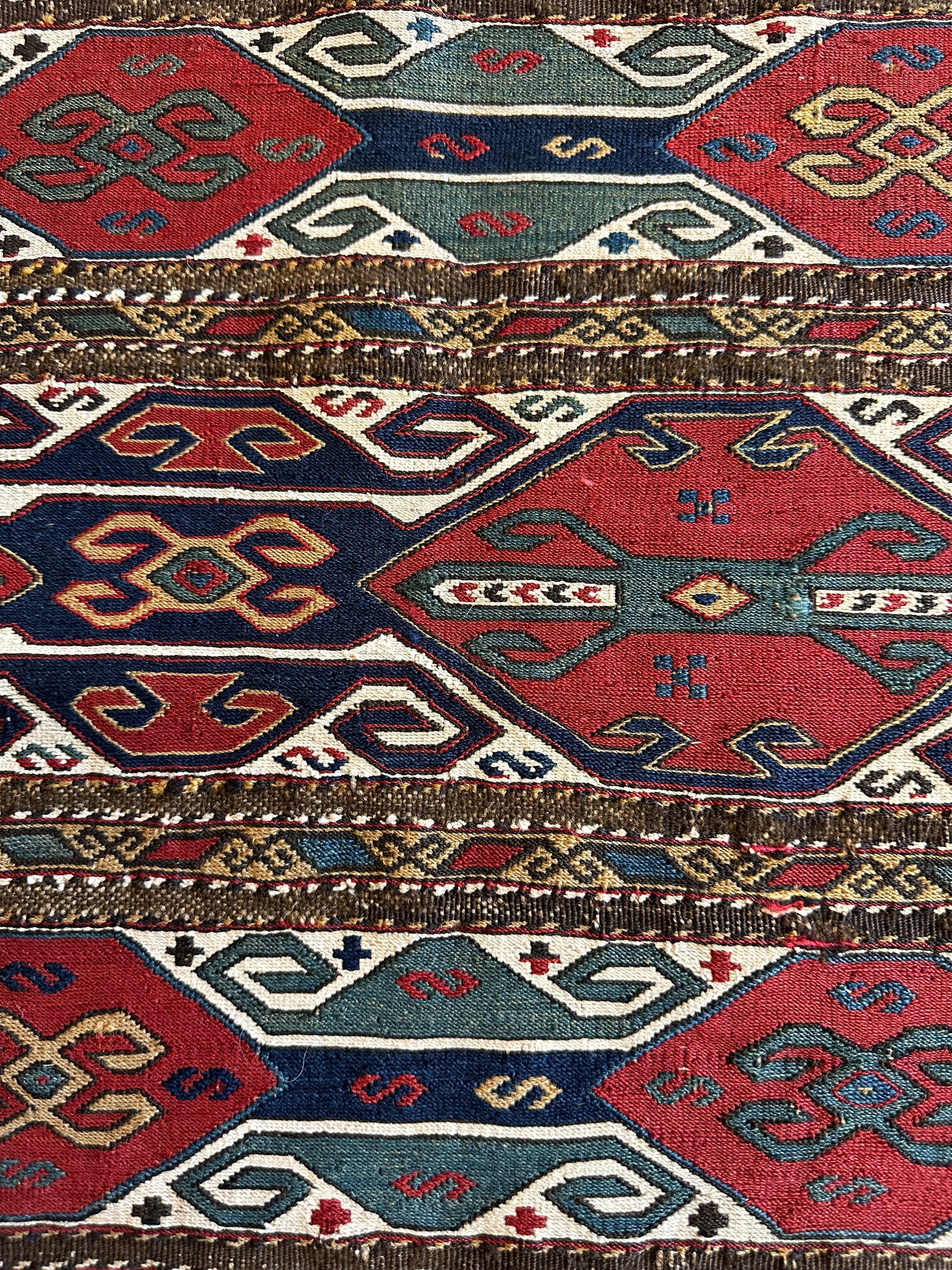 Antique Tribal Cradleface - 18" X 18" Rugistan