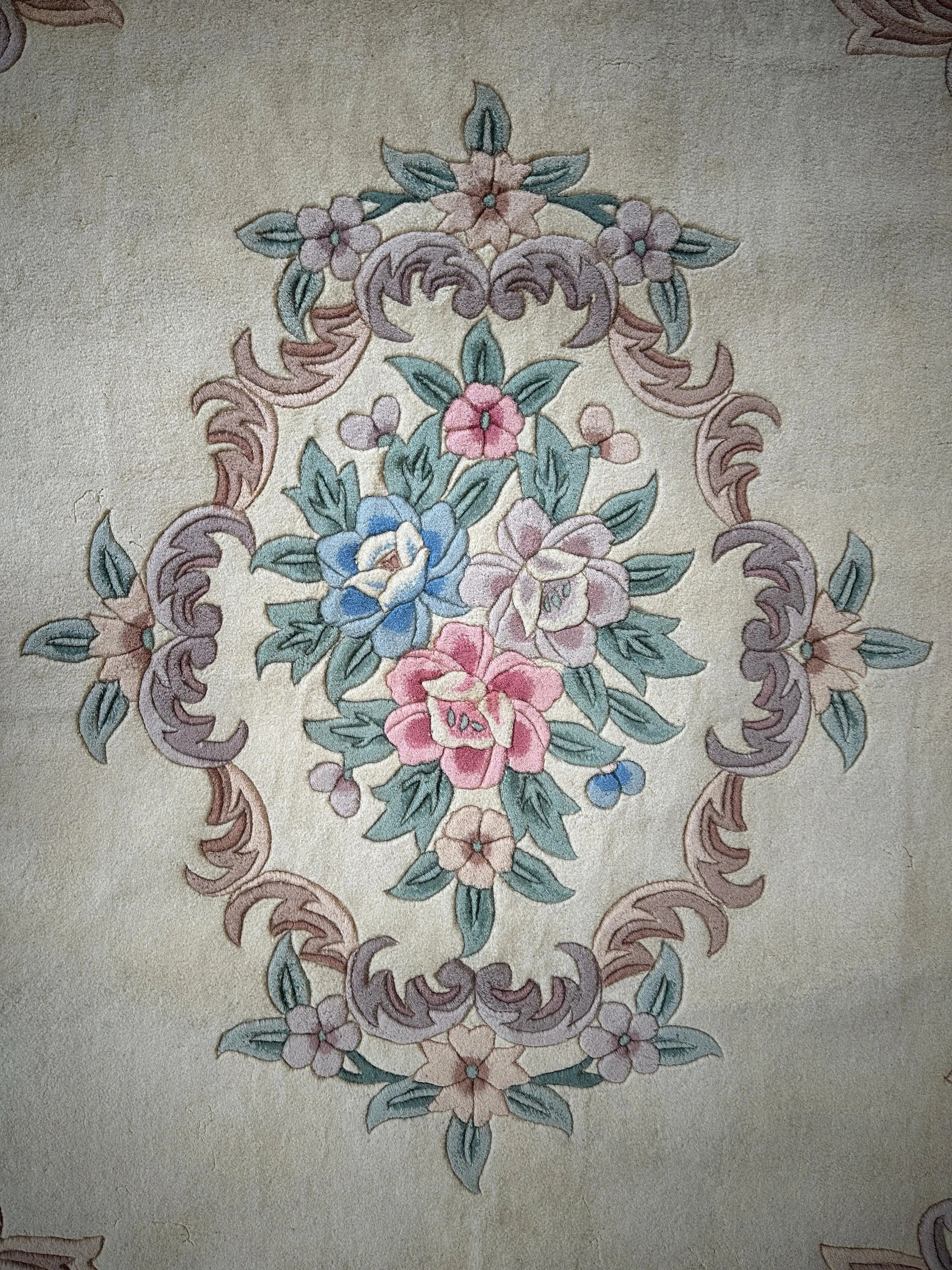 Hand-Tufted Chinese Aubusson Wool Rug – 7'10" x 11' – Luxurious Traditional Design Rugistan