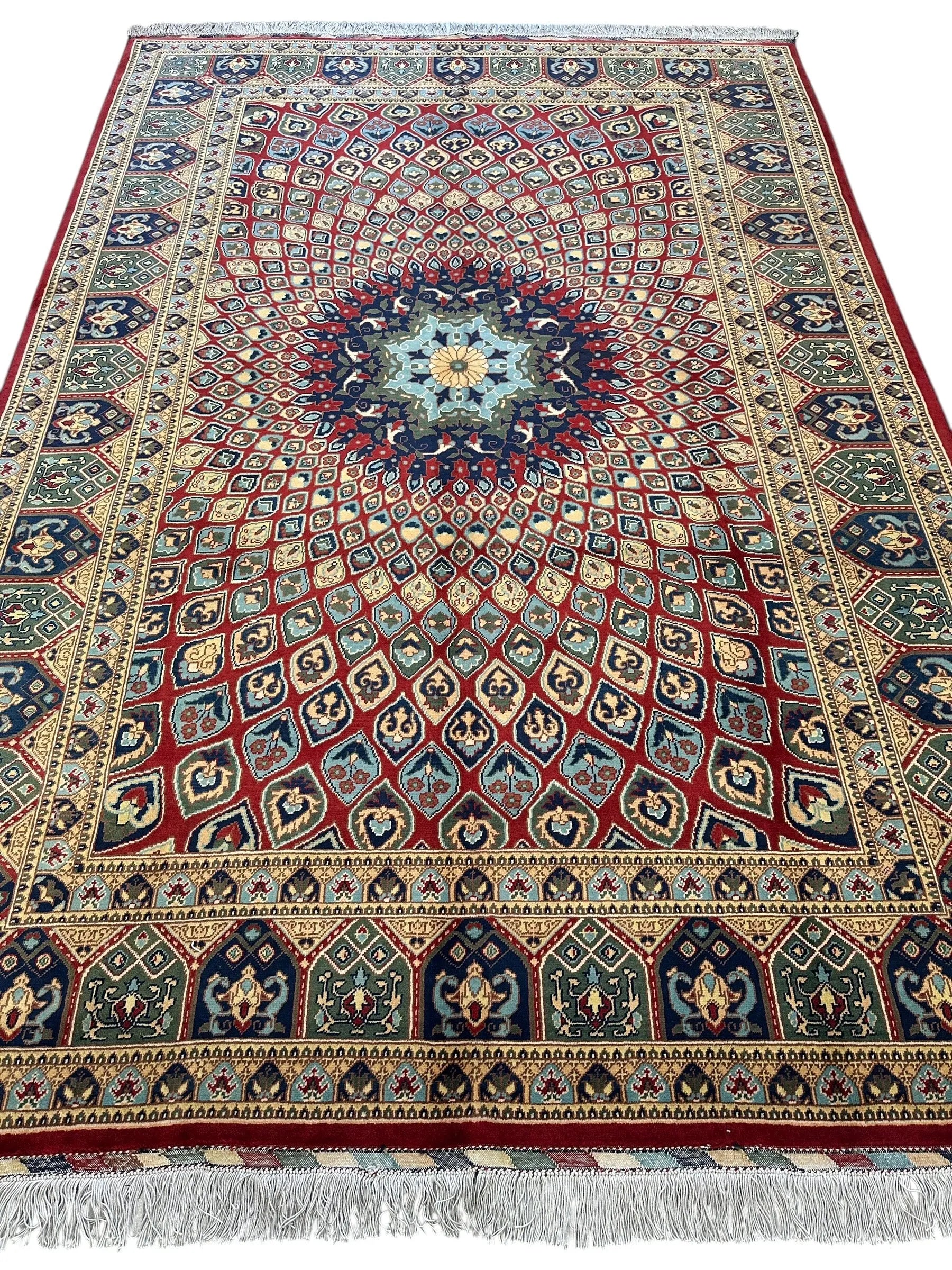 Afghani Parak Hand-Knotted Wool Rug | 6’6″ x 9’10″ Traditional Dome Motif Rugistan