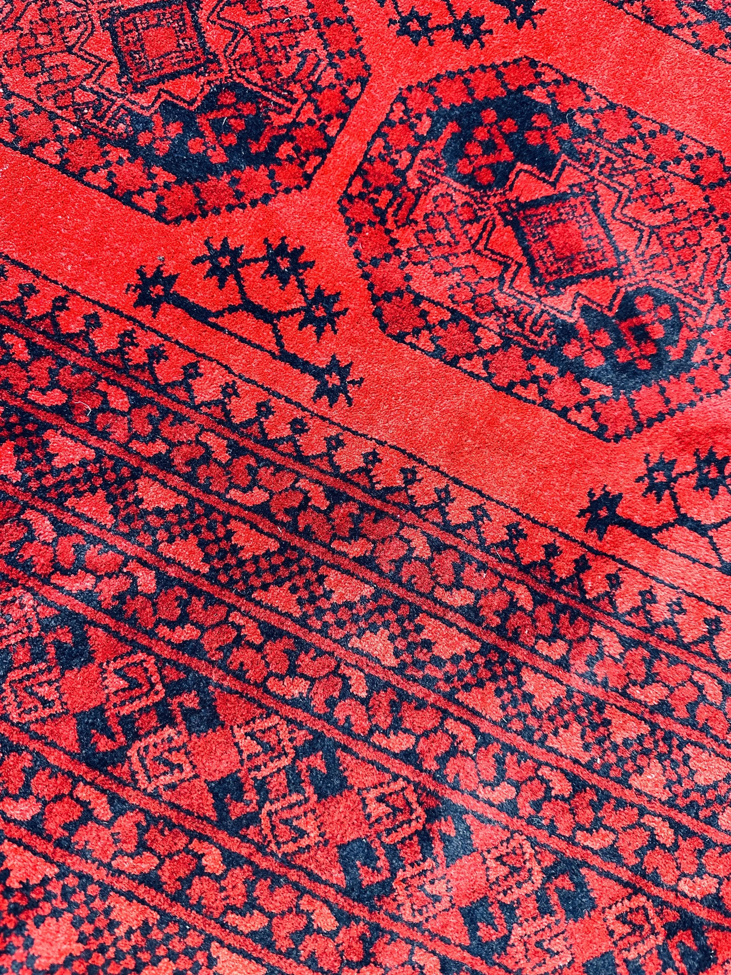 Hand-Knotted Turkoman Ersari Wool Rug – 6’7” x 9’6” – Rich Red Tones, Geometric Design Rugistan