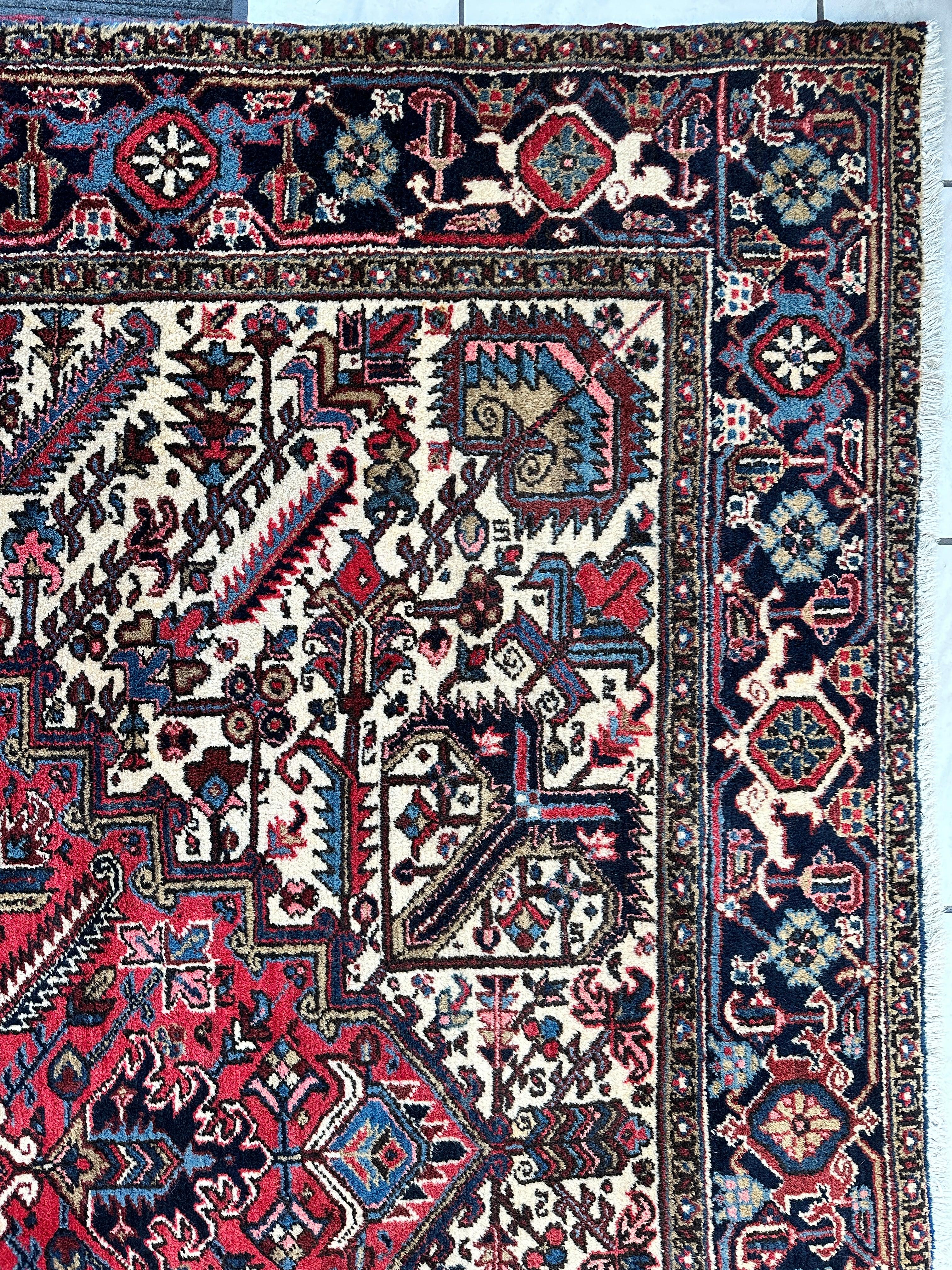 Hand-Knotted Persian Heriz Wool Rug – 9’ x 12’ – Geometric Medallion Design Rugistan