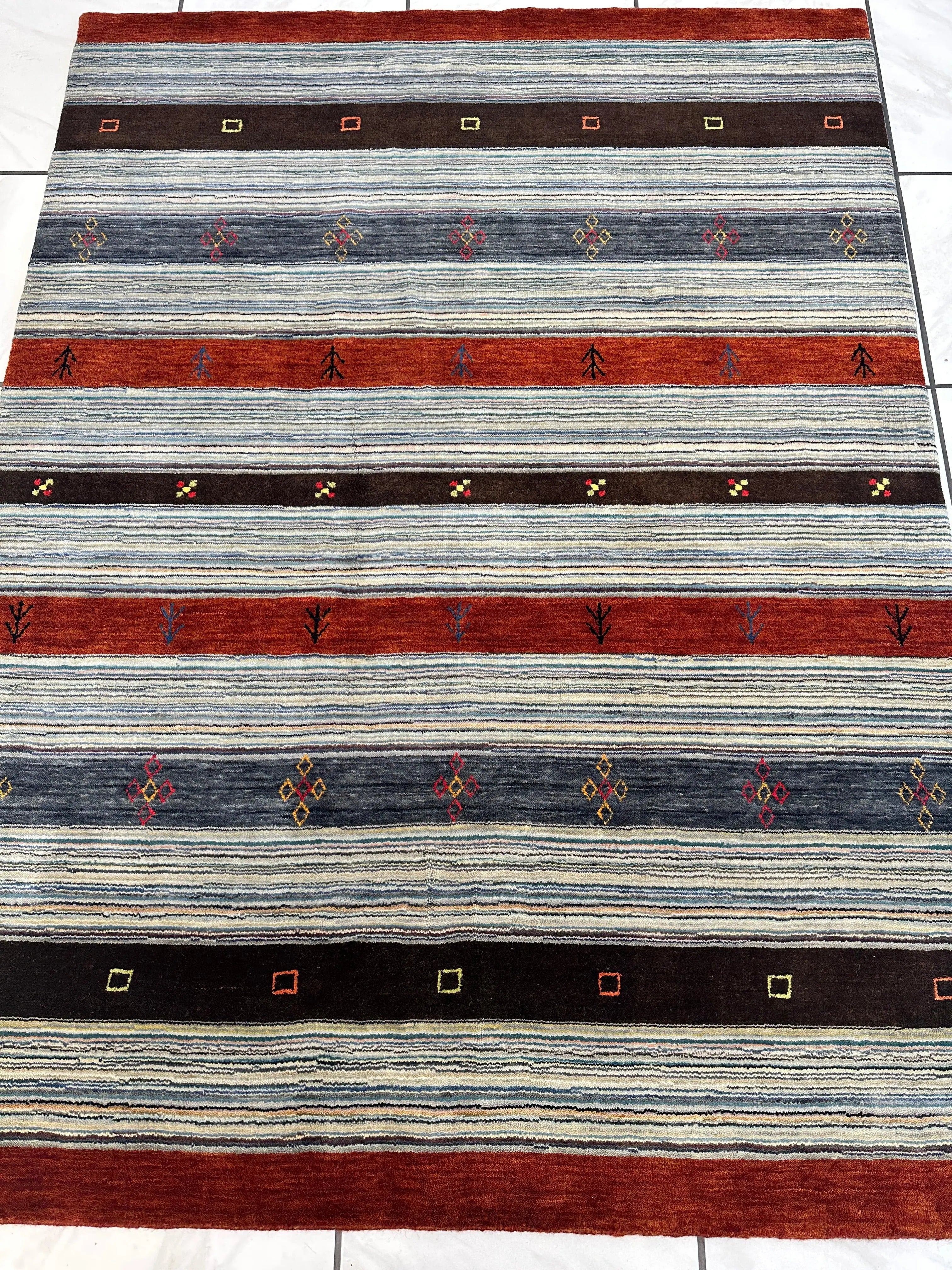 Hand-Knotted Indo-Gabbeh Wool & Bamboo Rug – 5'2" x 7' – Durable Striped Design Rugistan