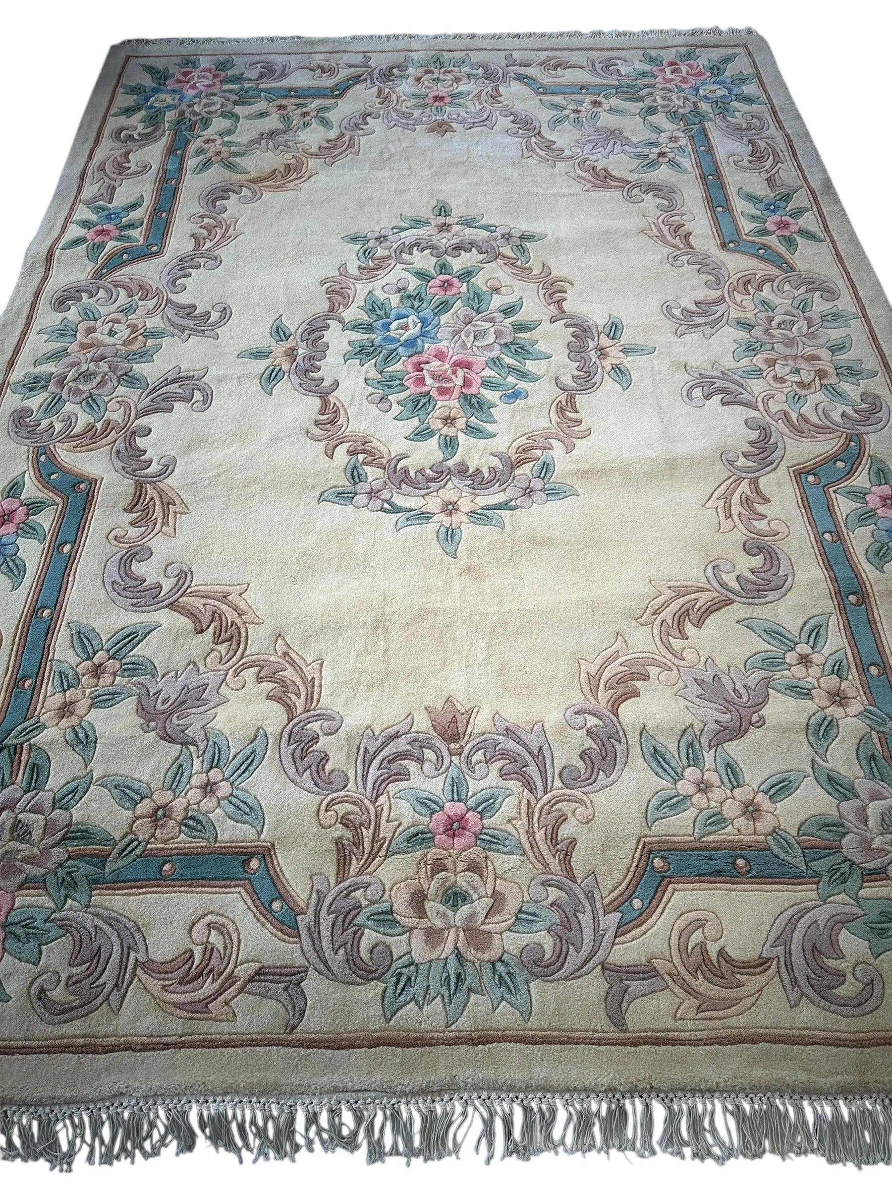 Hand-Tufted Chinese Aubusson Wool Rug – 7'10" x 11' – Luxurious Traditional Design Rugistan
