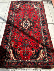 Hand-knotted Persian Hamadan wool Rug 3’8” x 6’4” Rugistan
