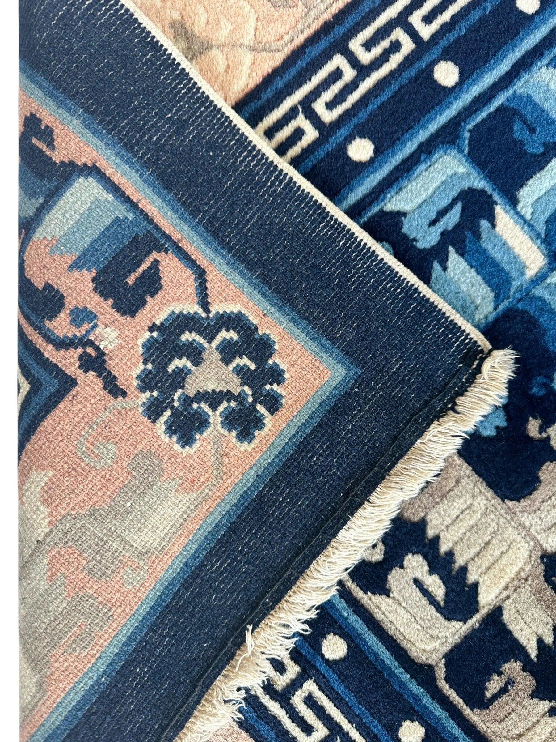 Hand-Knotted Antique Chinese Peking Wool Rug – 5’6” x 7’6” – Full Pile Navy and Cream Design Rugistan