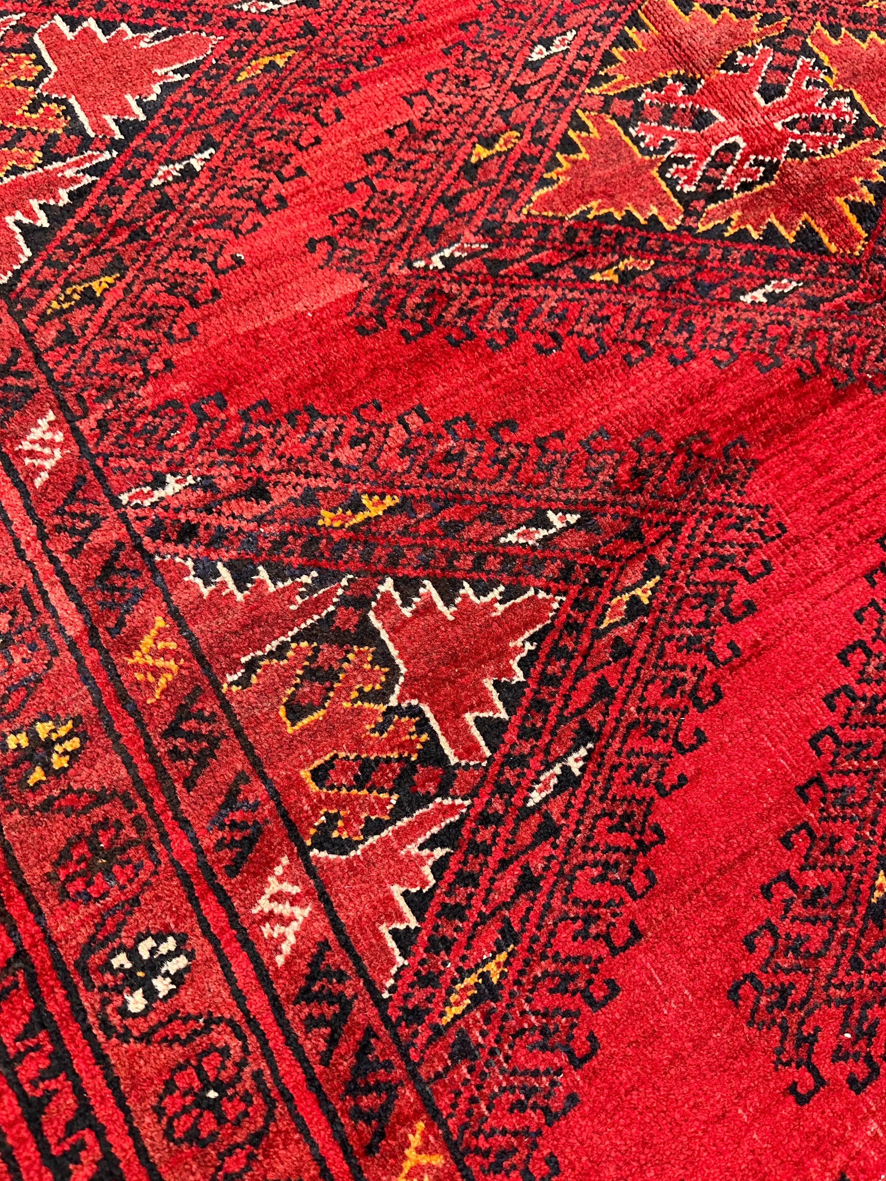 Hand-Knotted Afghan Turkoman Waziri Wool Rug – 6'9" x 9'6" – Vintage Red Elegance Rugistan