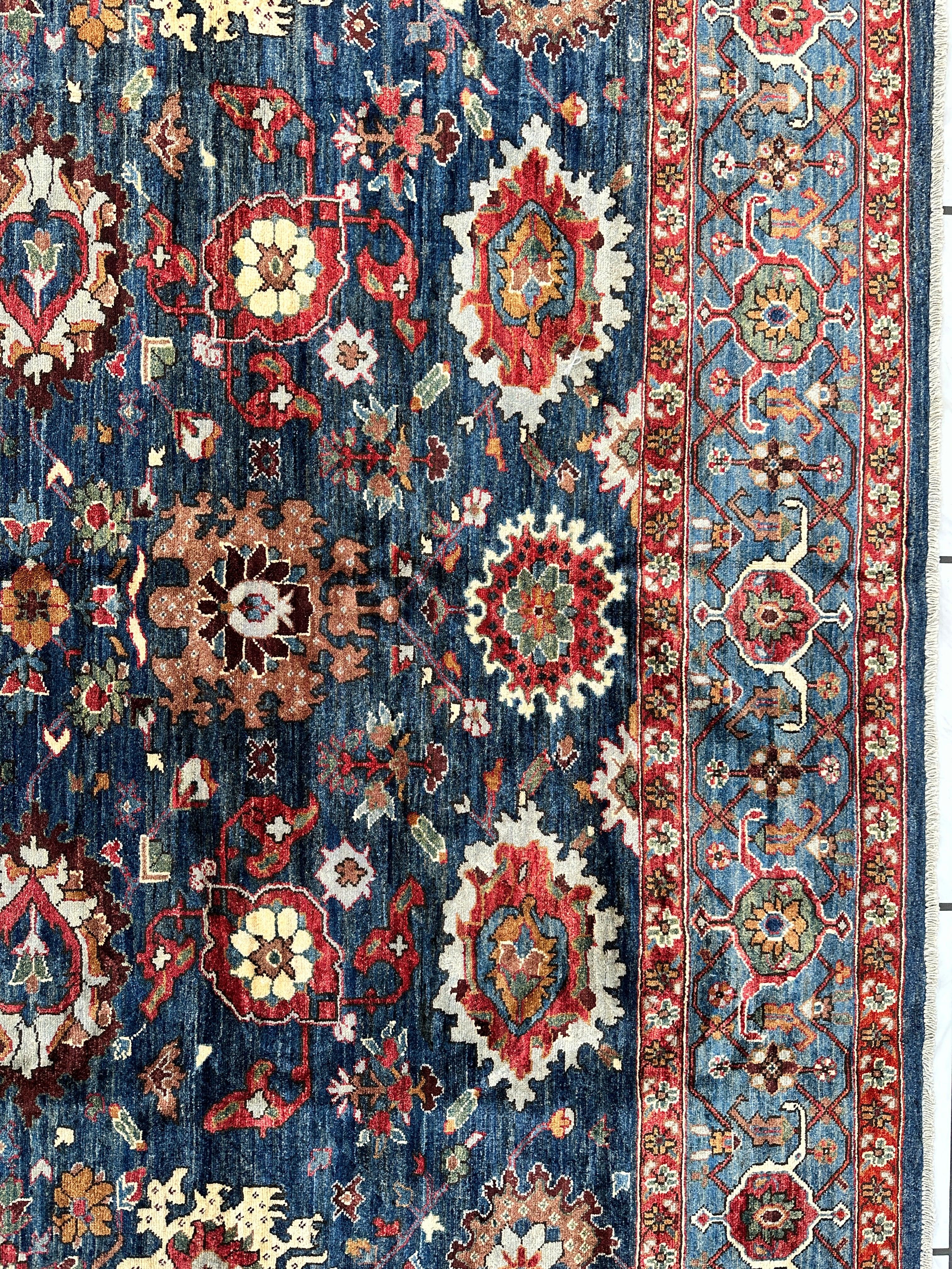 Trasitional Serapi Ghazni Wool Rug – 8' x 10’ – Intricate Floral Design Rugistan