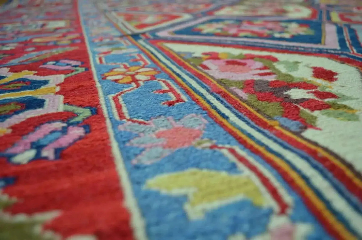 Handwoven Nourison Soumak SK43 Multicolor Area Rug – 8'5" x 11'7" – Professionally Cleaned Rugistan