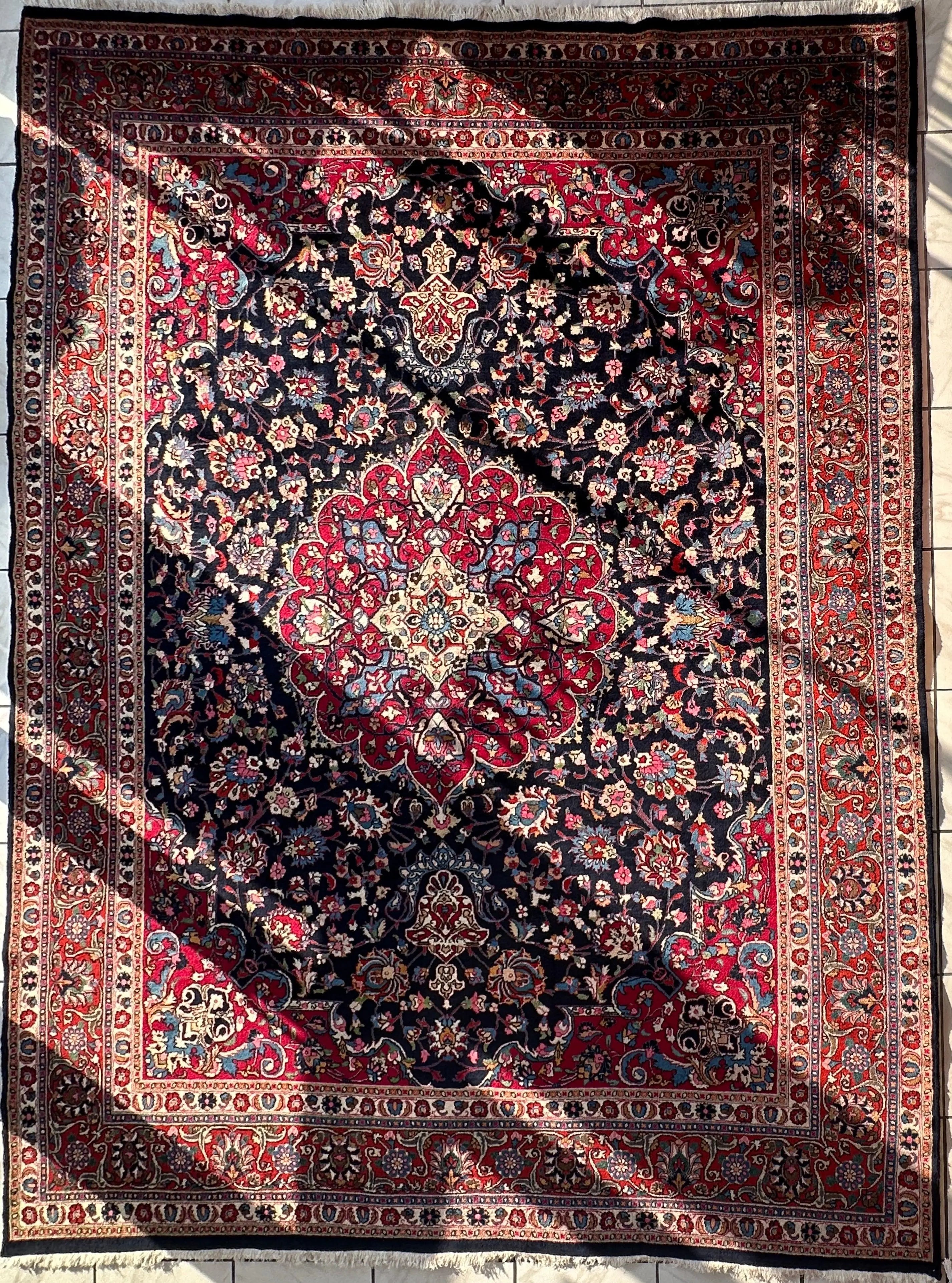 Persian Mashhad Hand Knotted Wool Area Rug 9’9” x 13’3” Rugistan