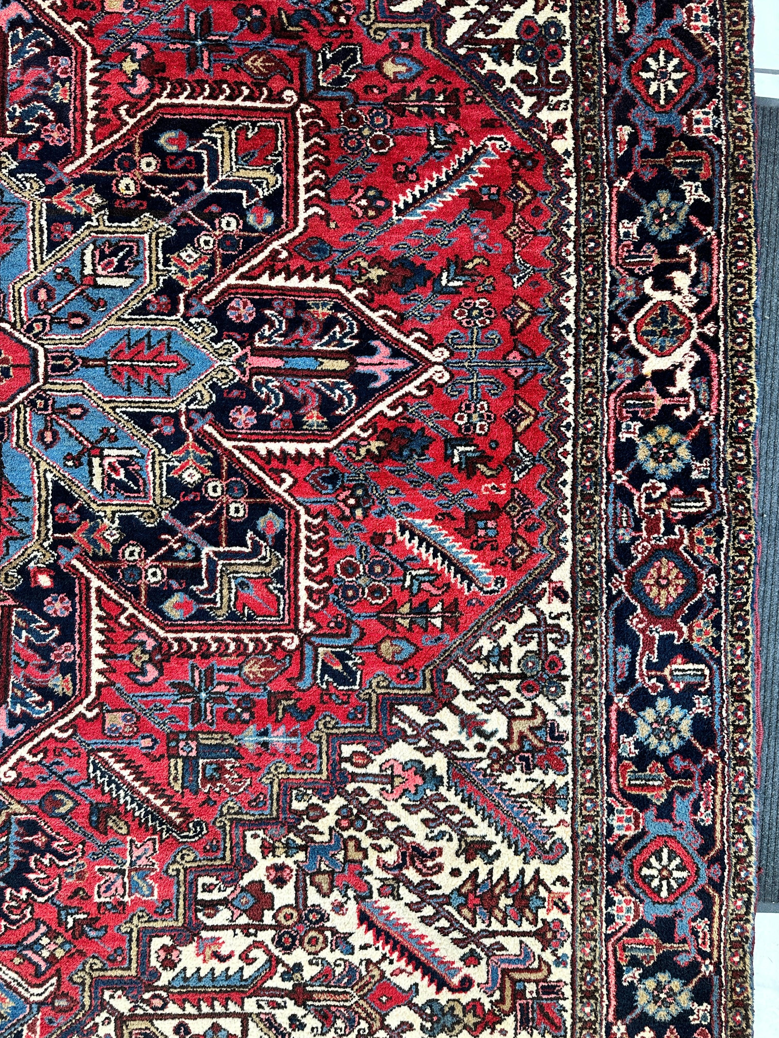 Hand-Knotted Persian Heriz Wool Rug – 9’ x 12’ – Geometric Medallion Design Rugistan