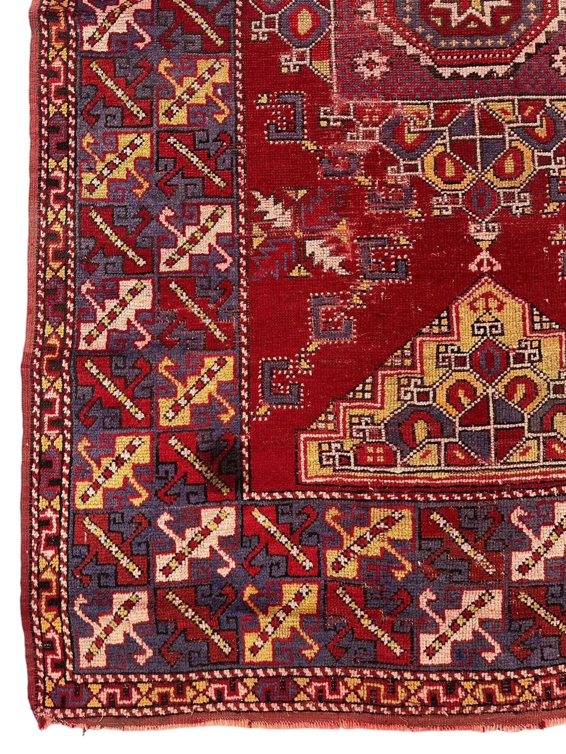 Dezgiri Anatolian Tribal Wool Rug – 5’x8’– Hand-Knotted Red Medallion Rug with Geometric Motifs Rugistan