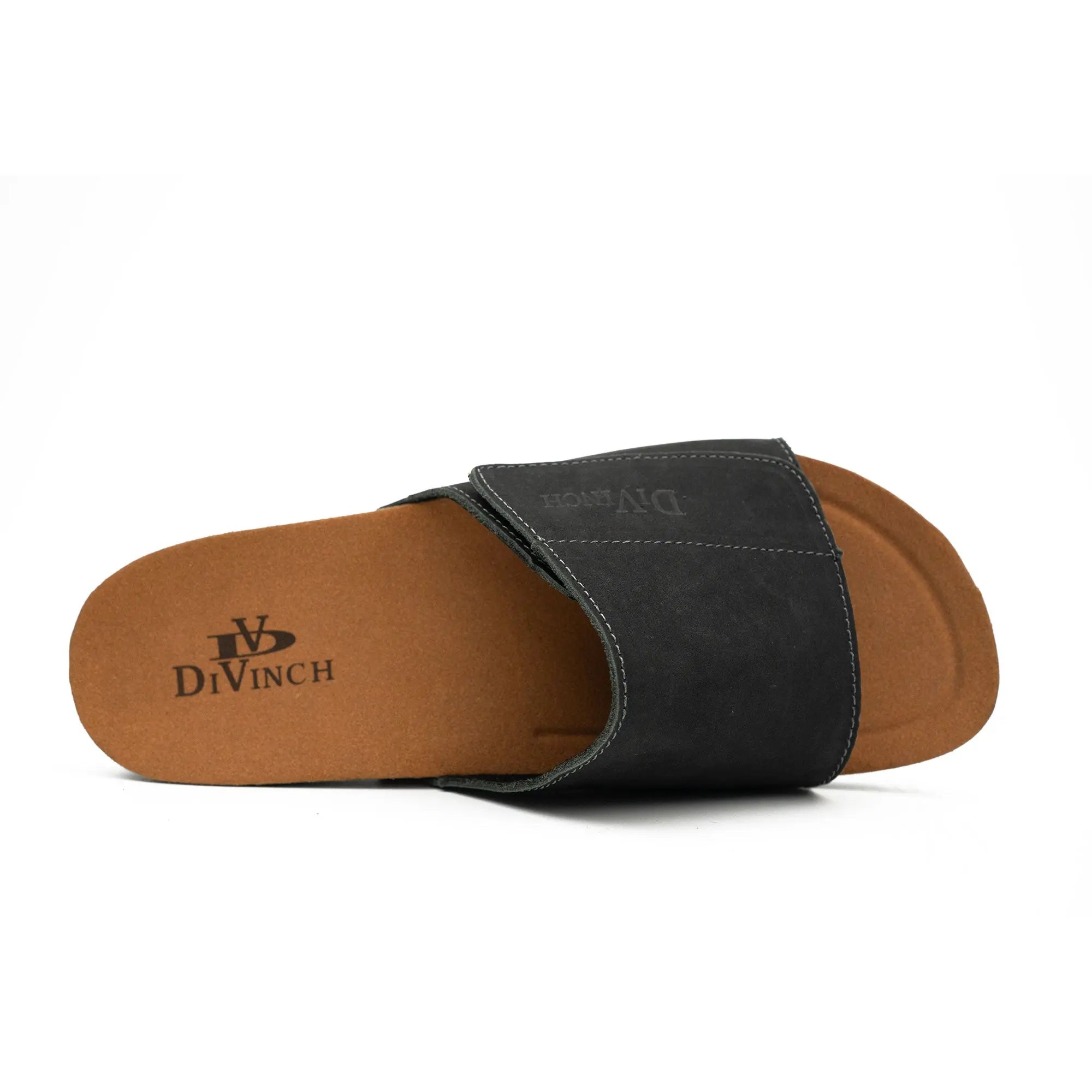 Brown sandal with black strap on a white background, featuring the Divinch logo.