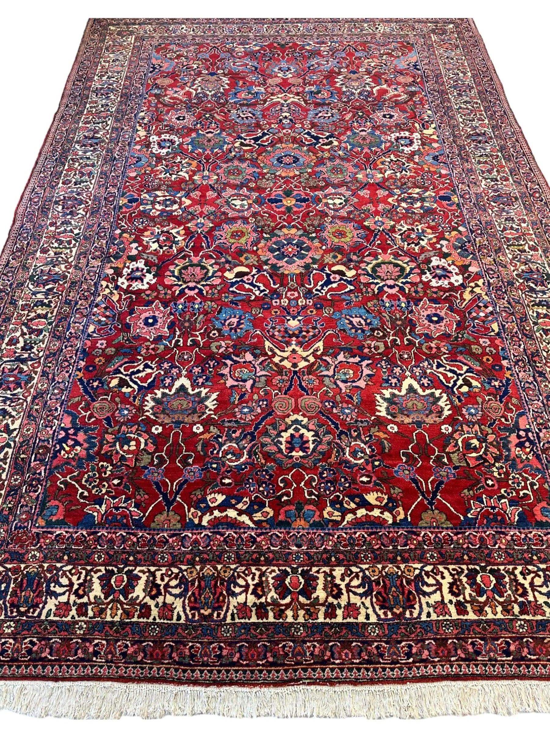 Antique Persian Bakhtiari Rug – Timeless Masterpiece 8'6" x 13'2" Rugistan