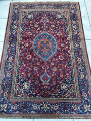 Antique Persian Kashan Debir Rug – 4’3” x 6’4” – Circa 1920s – Hand-Knotted Fine Wool Rugistan