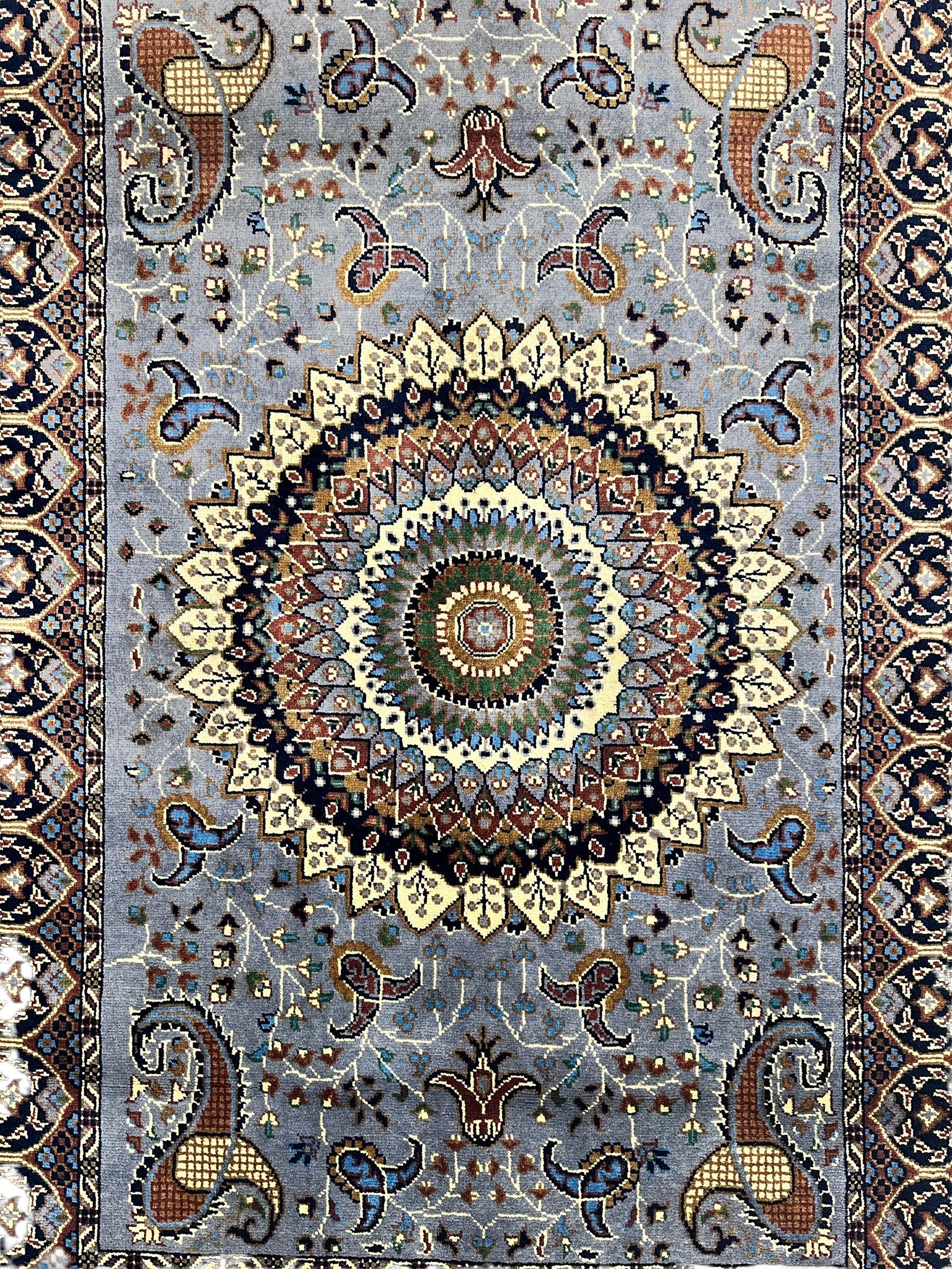 Hand-Knotted Parak Rug – Gray, 40” x 60” | Afghan Wool Rug Rugistan