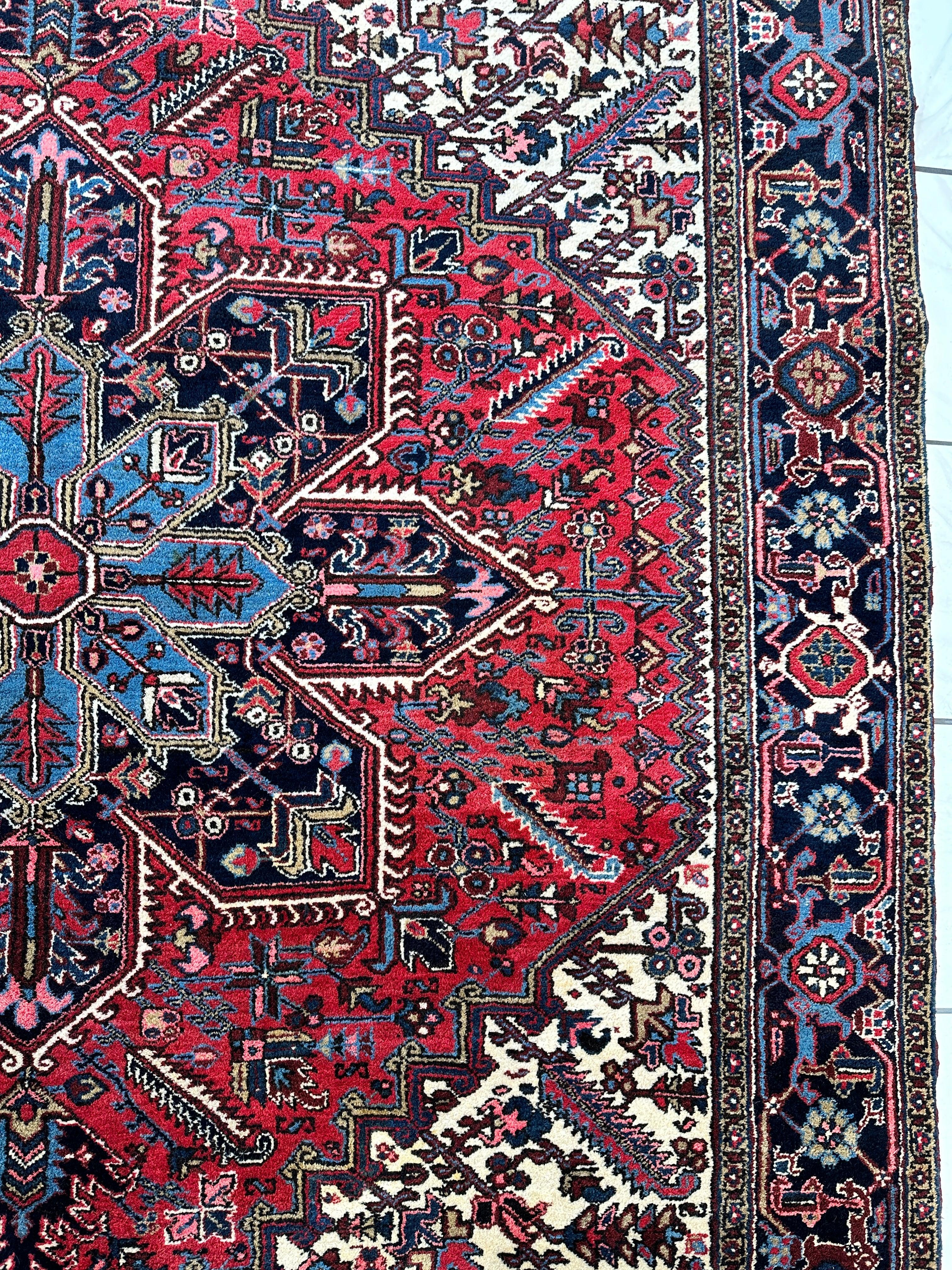 Hand-Knotted Persian Heriz Wool Rug – 9’ x 12’ – Geometric Medallion Design Rugistan