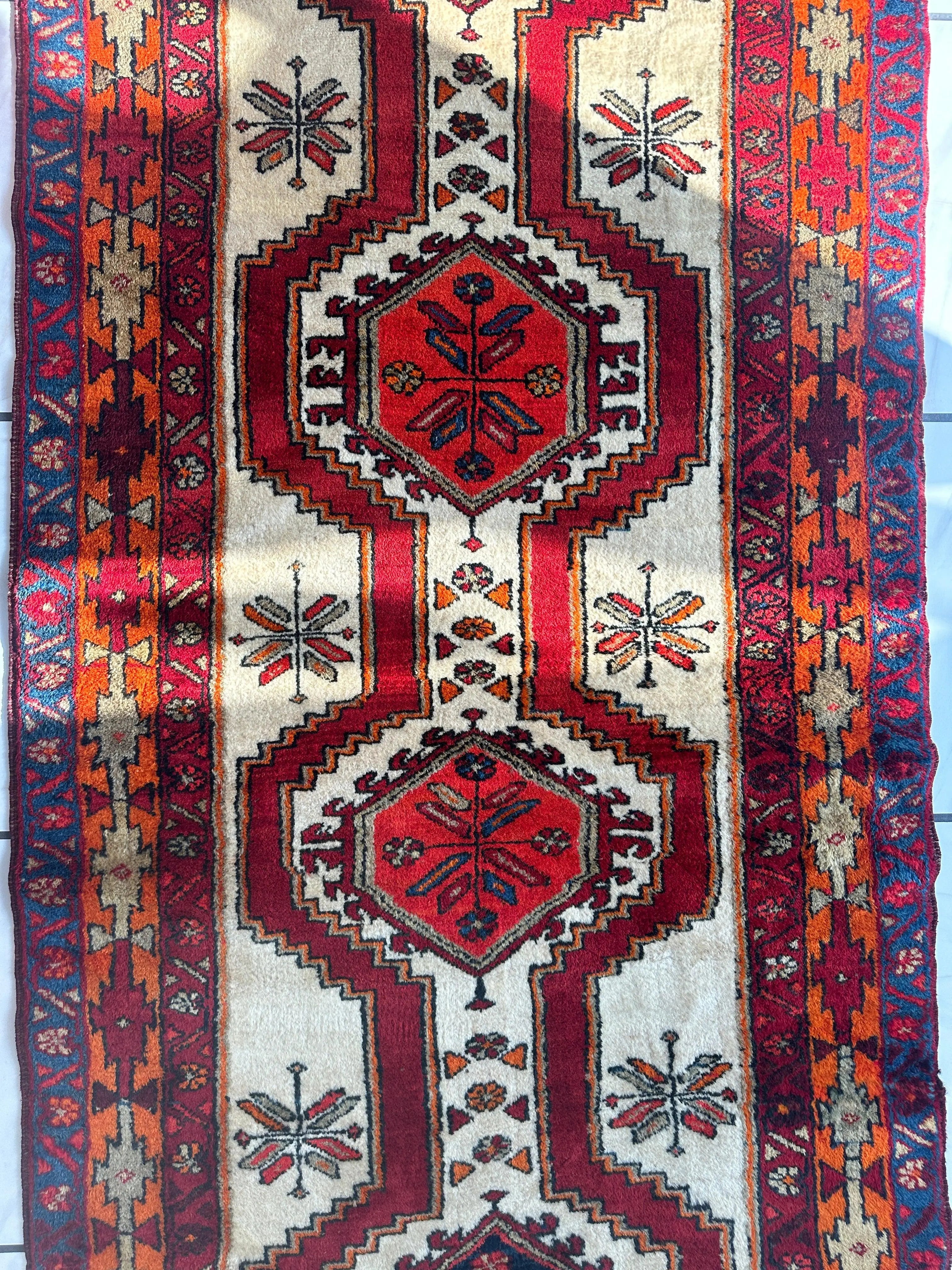 Persian Meshgi Wool Runner 3’6” x 9’10” Rugistan