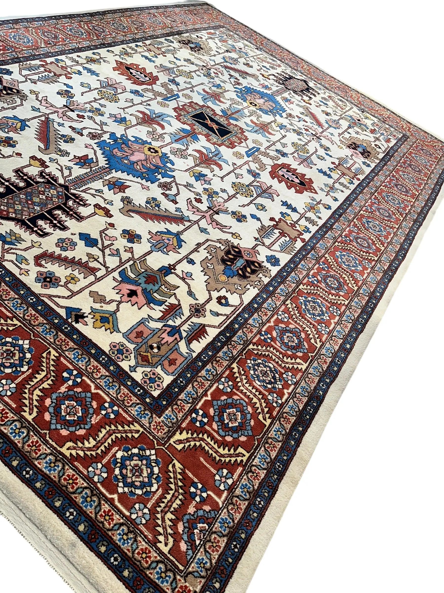 Hand-Knotted Vintage Afghani Serapi Wool Rug – 10'10" x 15'10" – Elegant Traditional Area Rug Rugistan