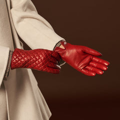 Emilia (red) - Classic Italian lambskin leather gloves with cashmere lining and checkered pattern