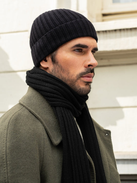Milano (black) - Italian cashmere ribbed beanie (unisex)