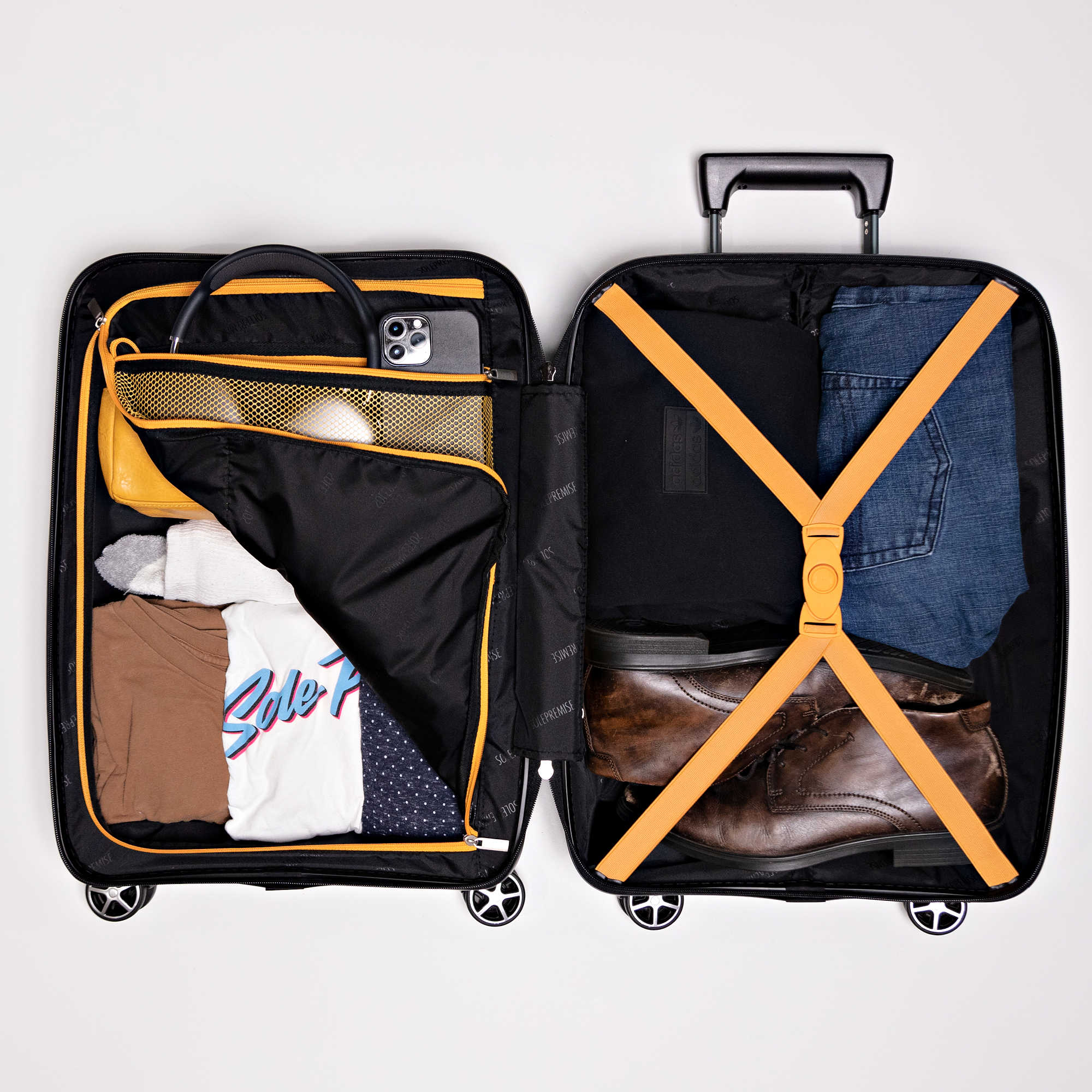 28-inch Black Hardcase Roller Luggage with 360° Wheels & TSA Lock Sole Premise