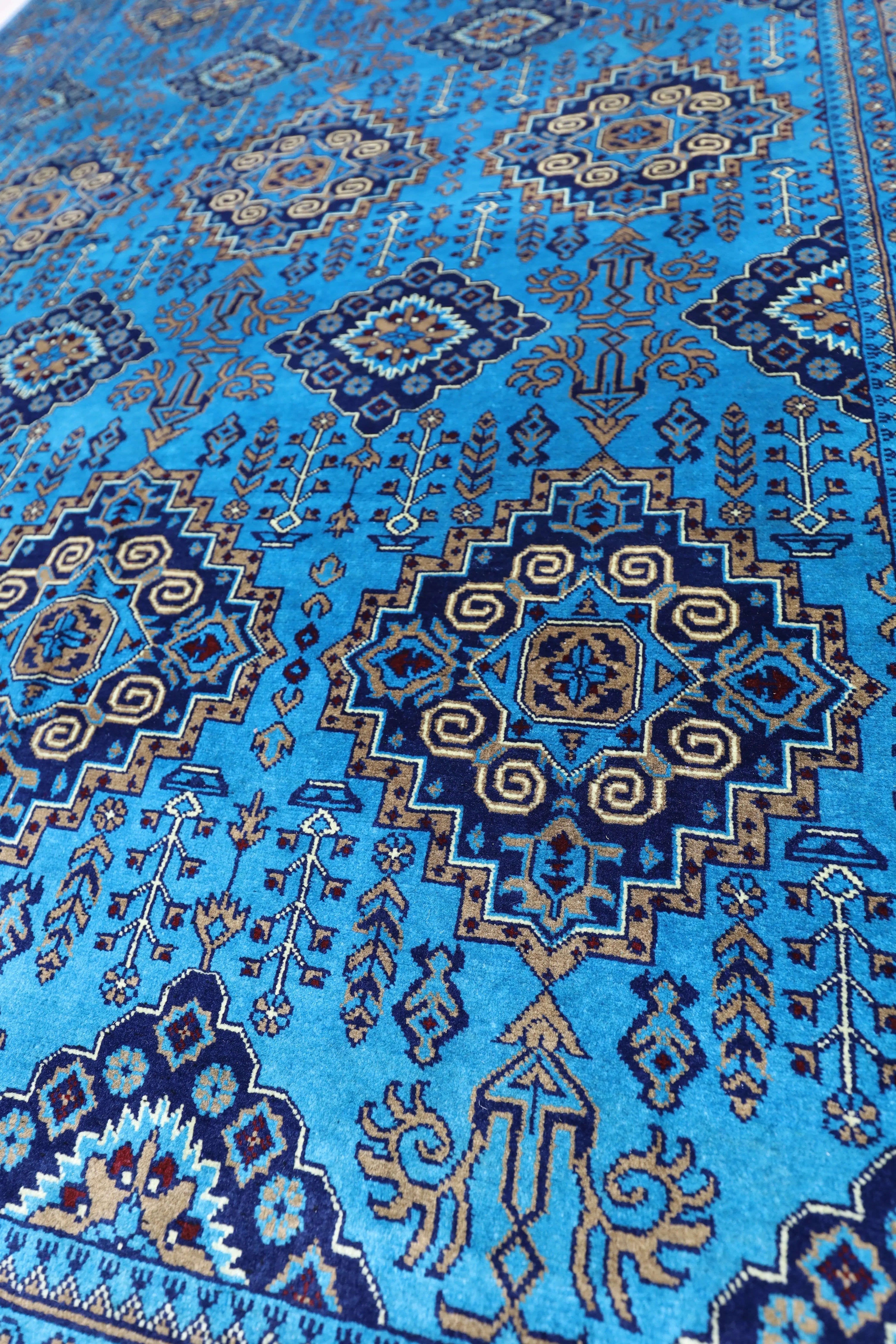 Hand-Knotted Afghani Zerkhaki Wool Rug – 6’6″ x 10’0″ Rugistan