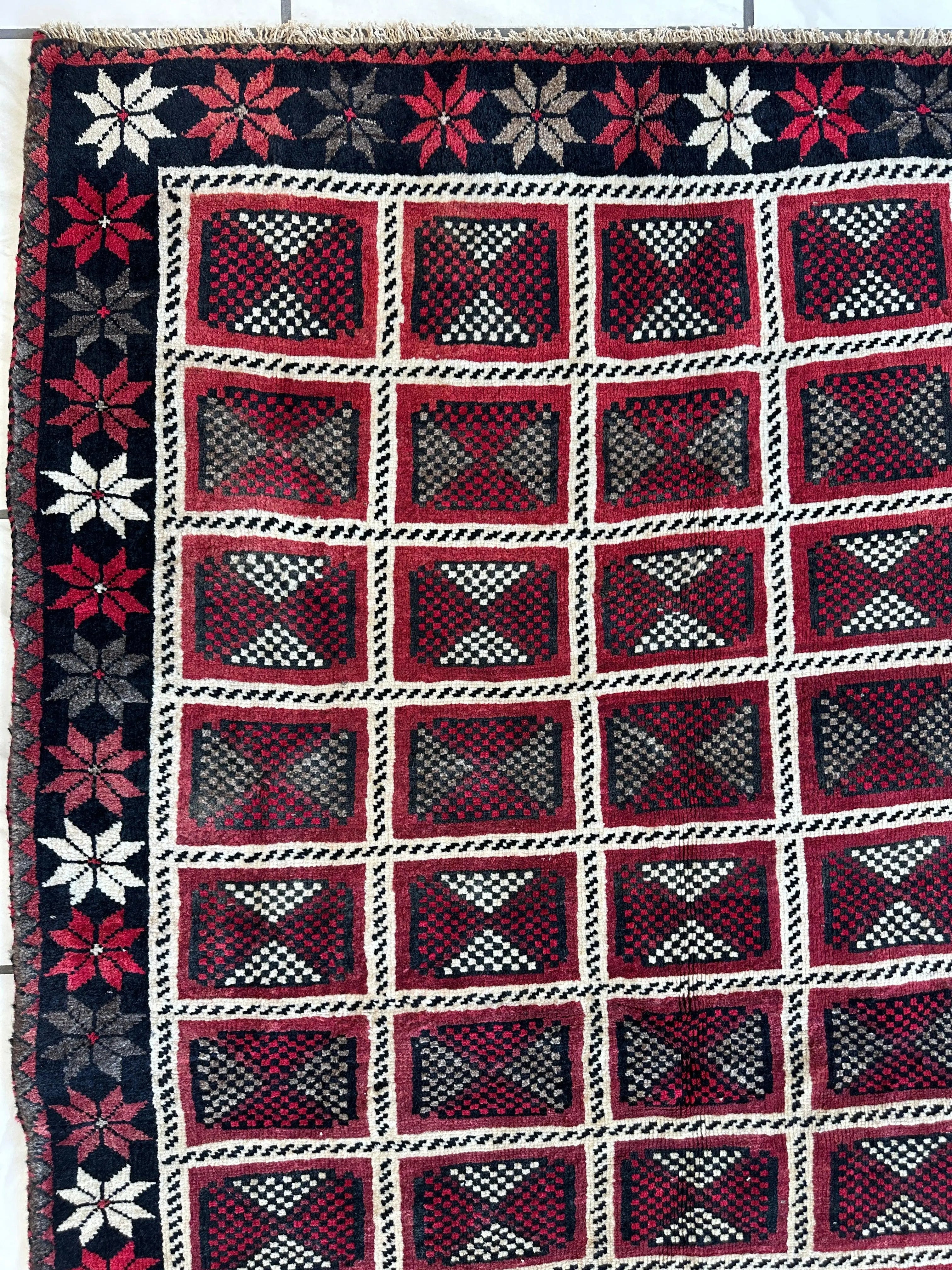 Hand-knotted Persian Tribal Khorramabad Wool Rug 4’3” x 6’10” Rugistan