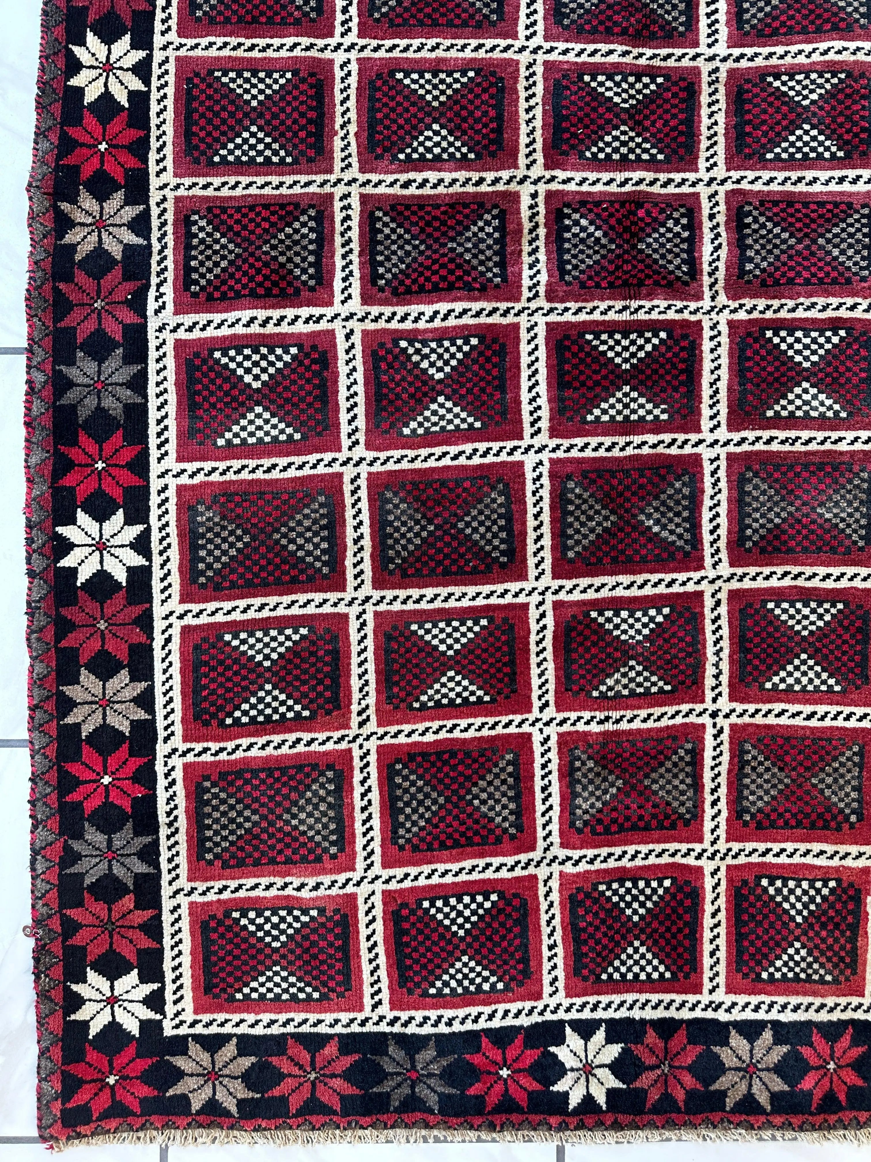 Hand-knotted Persian Tribal Khorramabad Wool Rug 4’3” x 6’10” Rugistan