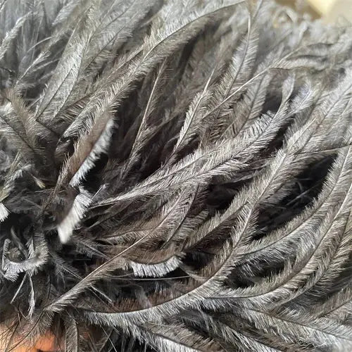 Ostrich Feather Clutch Bag | Elegant & Luxurious Design