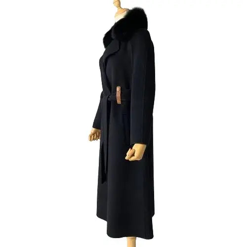 Women's cashmere coat with natural fox fur collar Family Shopolf