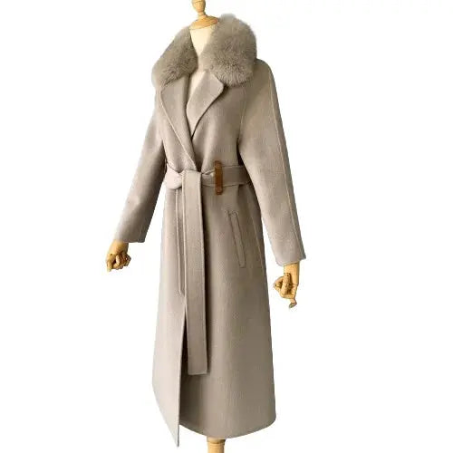 Women's cashmere coat with natural fox fur collar Family Shopolf