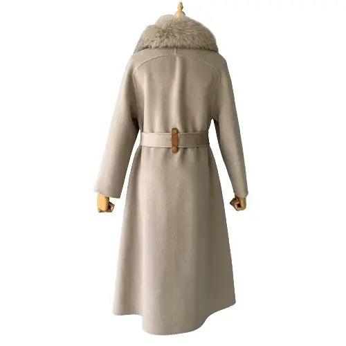 Women's cashmere coat with natural fox fur collar Family Shopolf