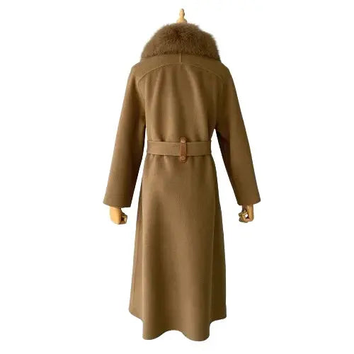 Women's cashmere coat with natural fox fur collar Family Shopolf