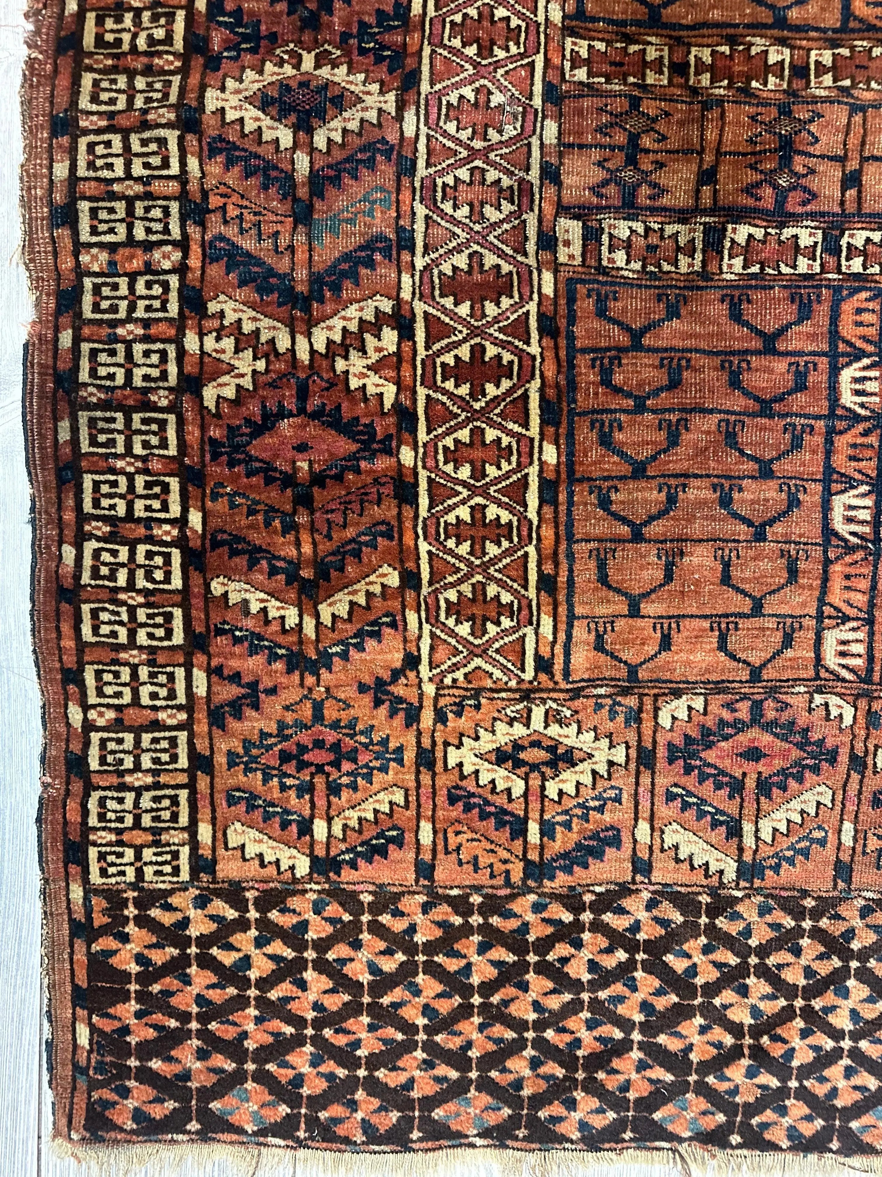 Antique 1880s Turkoman Tekke Ensi Tent Door Covering Rug 4’ x4’8” Rugistan