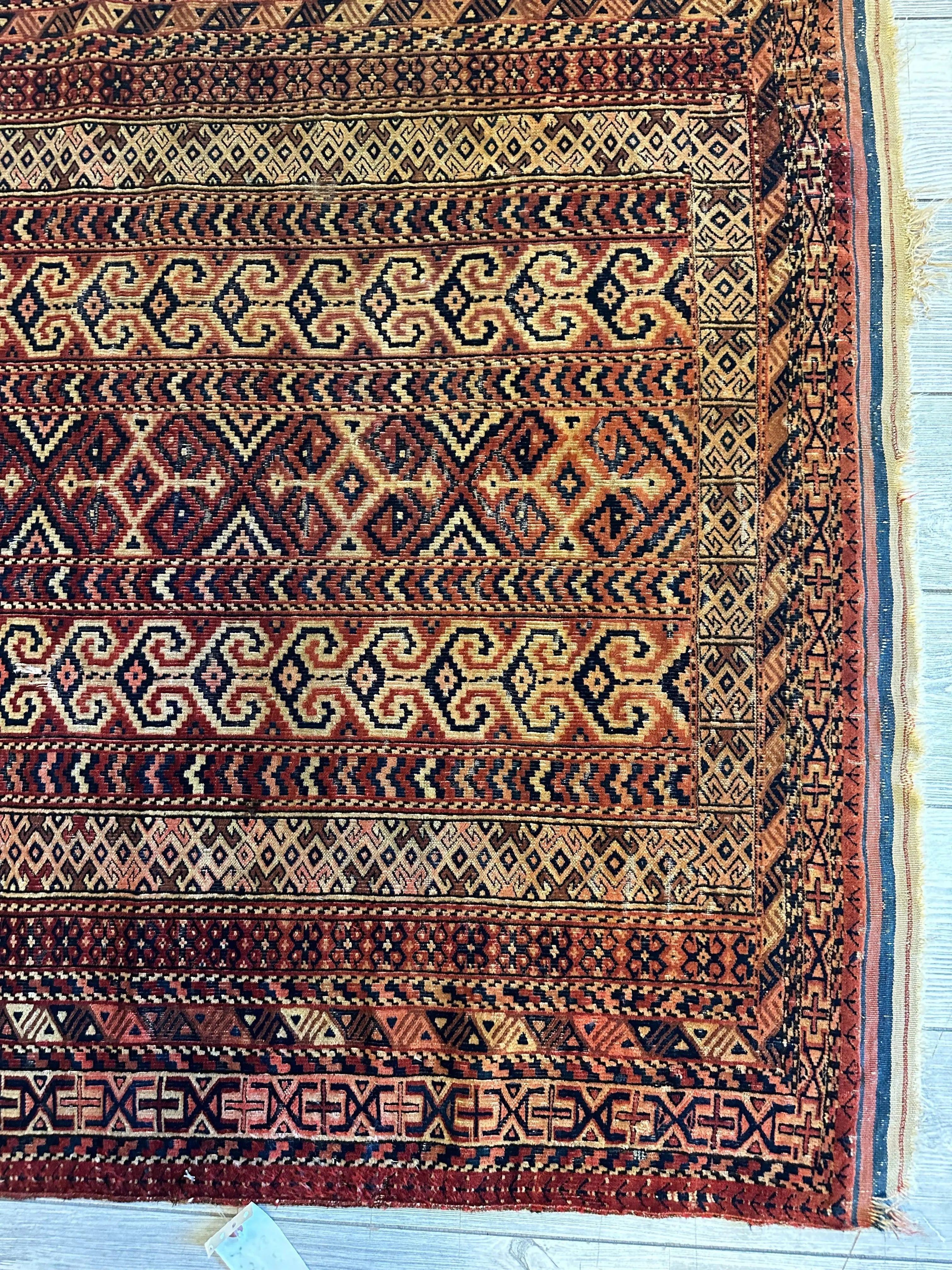 Antique 1890’s Turkoman Prayer Rug or Namazlyk 4’ x 5’2” Rugistan