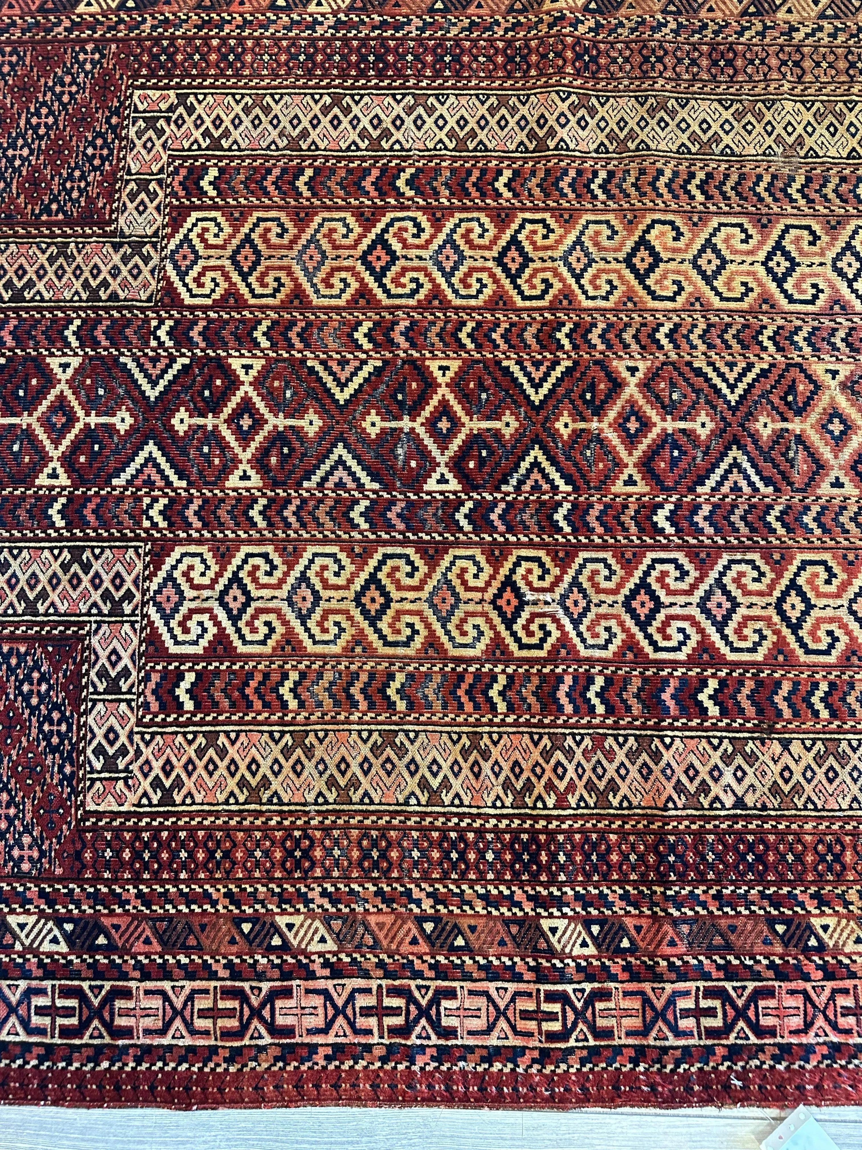 Antique 1890’s Turkoman Prayer Rug or Namazlyk 4’ x 5’2” Rugistan