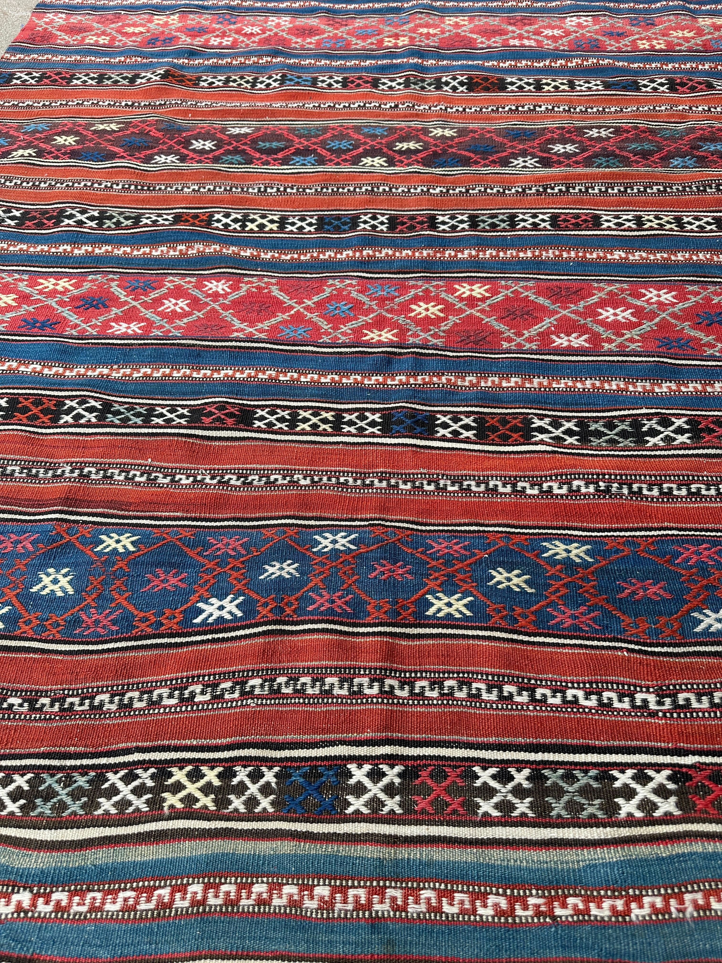 Antique Caucasian Shahsavan Soumak Rug 4’9” x 7’4” Rugistan