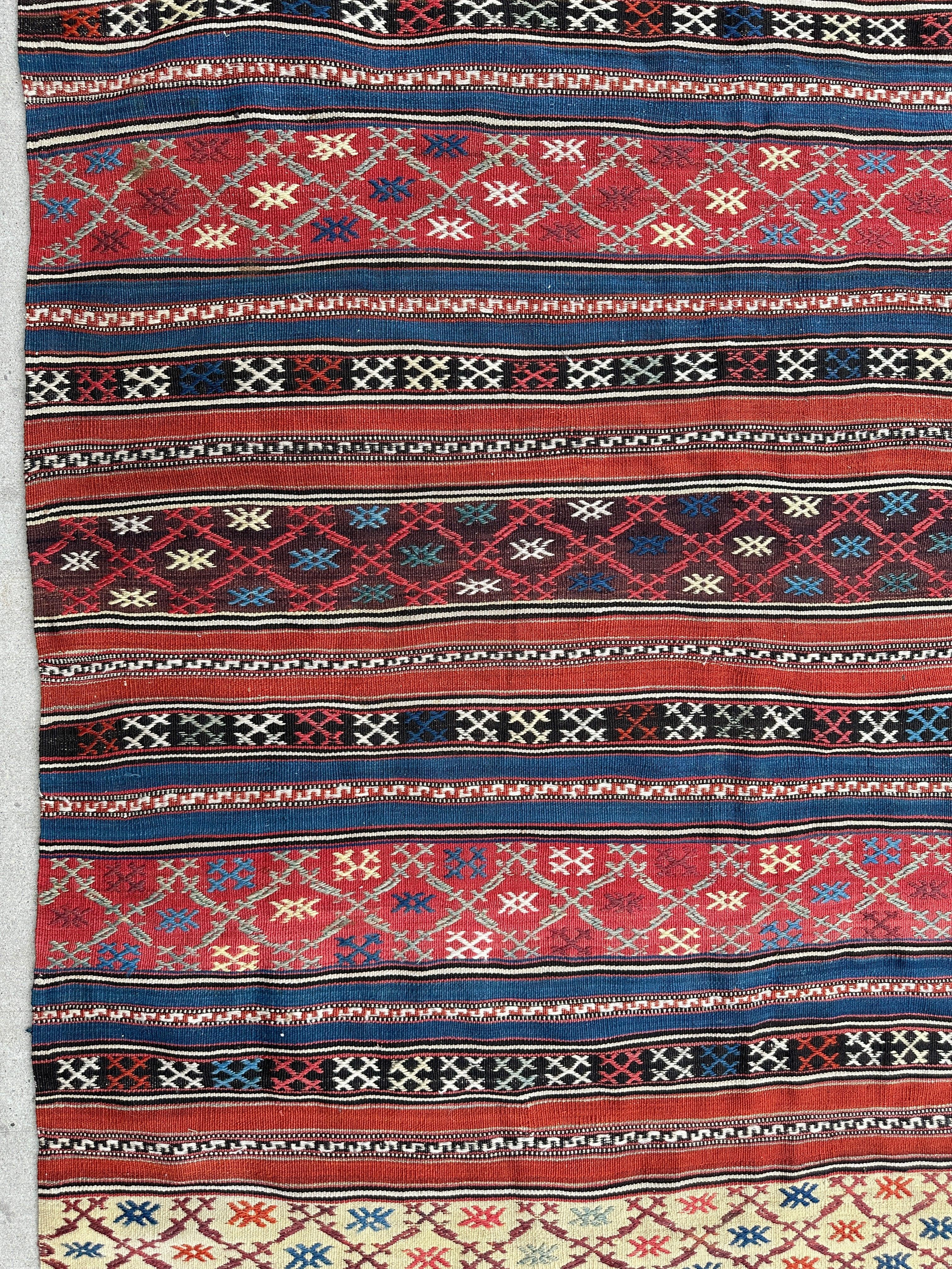 Antique Caucasian Shahsavan Soumak Rug 4’9” x 7’4” Rugistan