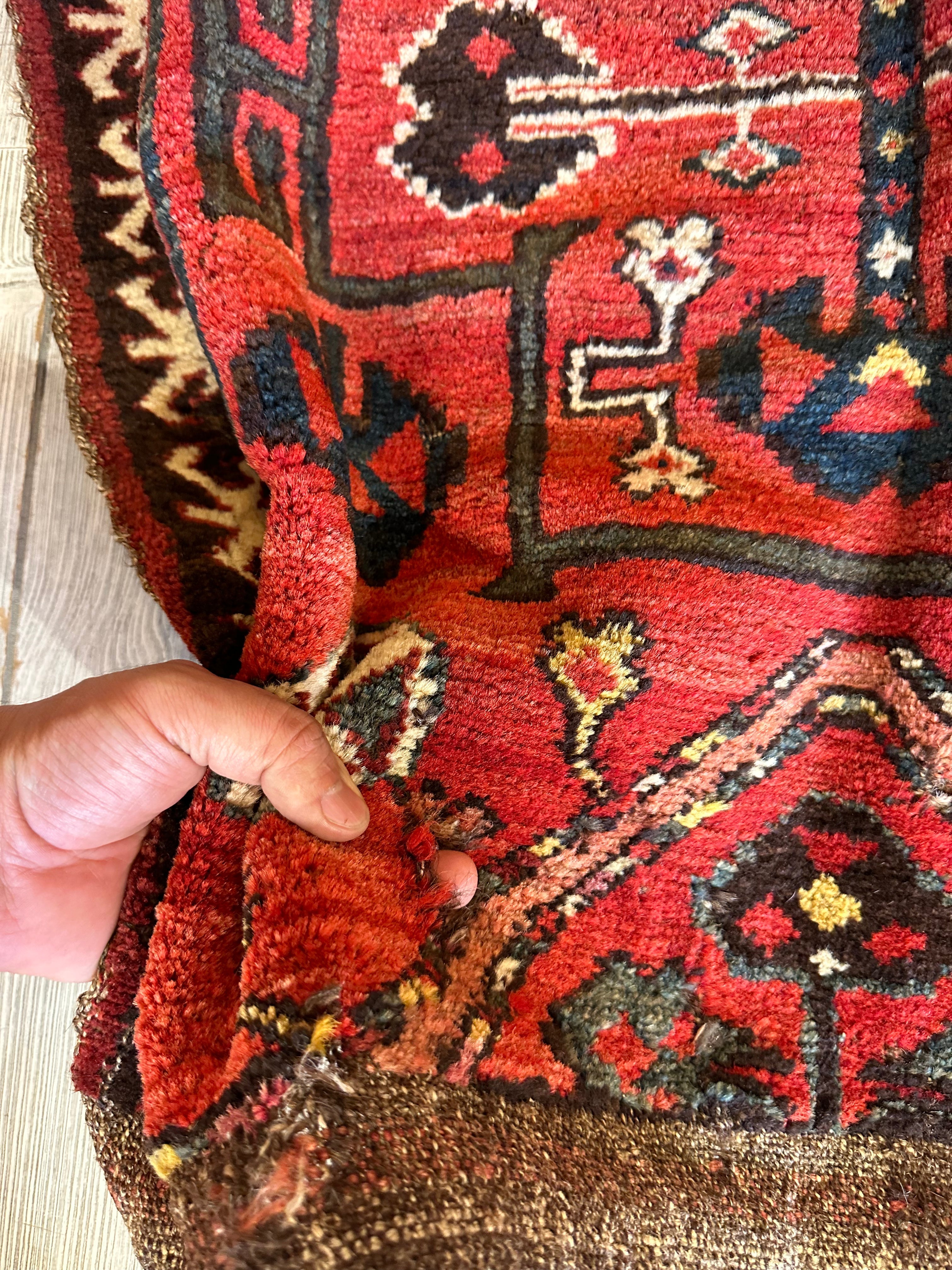 Antique Tribal Bagface - 18" X 18" Rugistan