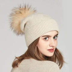 Woolen Women's Hat with a Pompon Family Shopolf