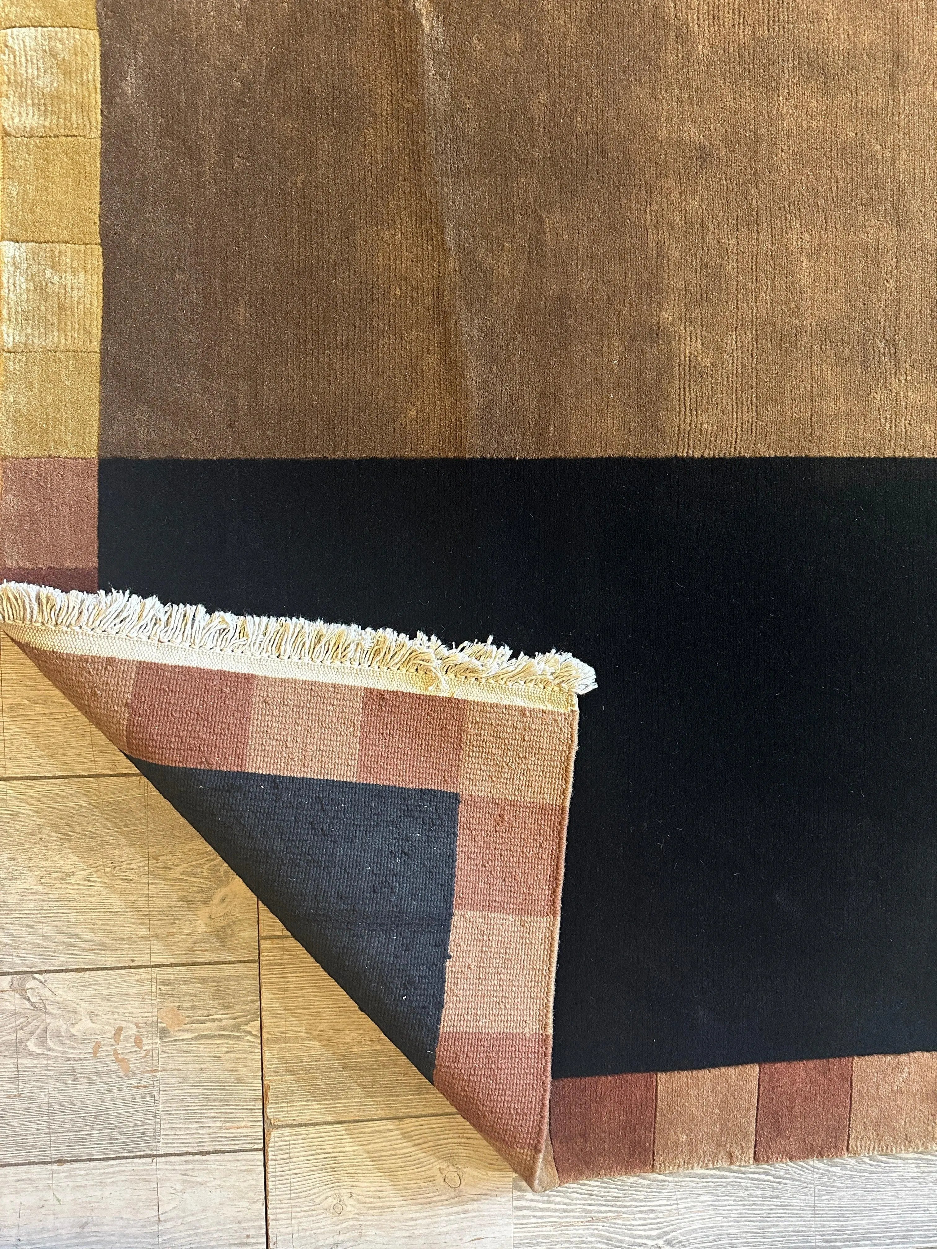 Beautifull Hand Knotted Abstract Area Rug 6’ x 9’ Rugistan