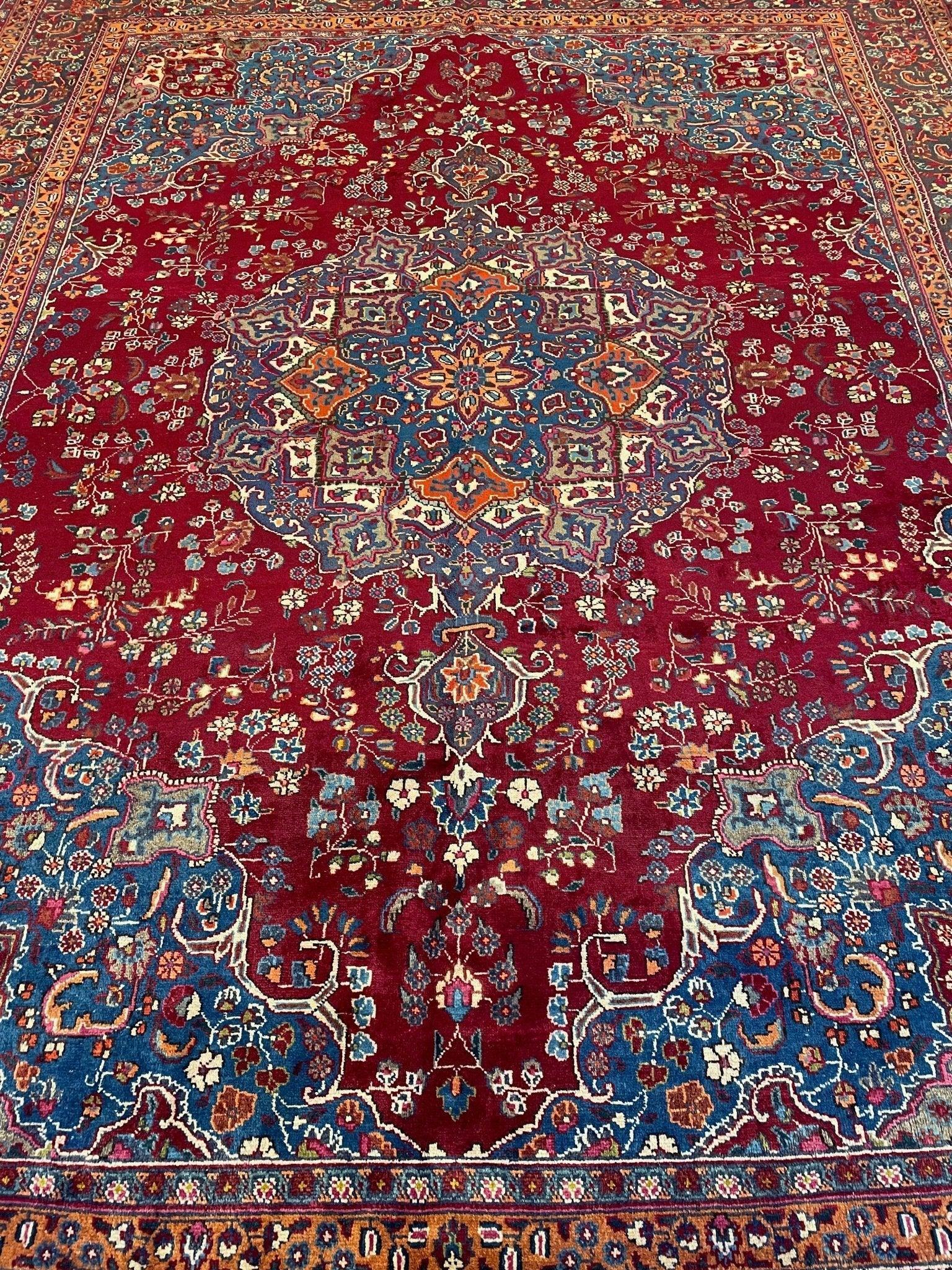 Elegant Hand Knotted Khorasan Area Rug 9’8” x 12’10” Rugistan