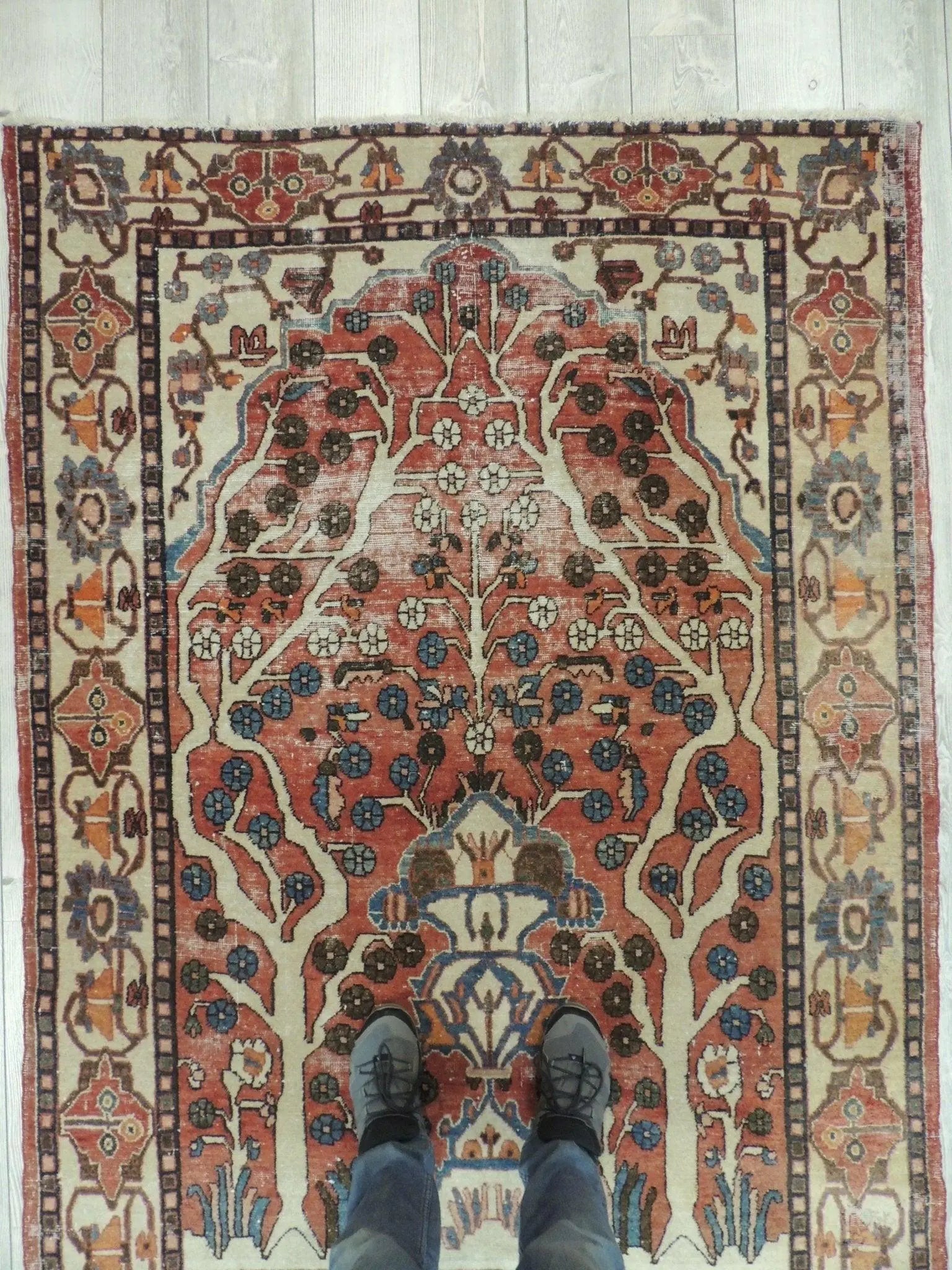 Exquisite Distressed Fine Persian Area Rug 5x7 Ft Rugistan