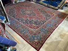 Exquisite Persian Vintage Medalian Rug 10 x 13 Rugistan
