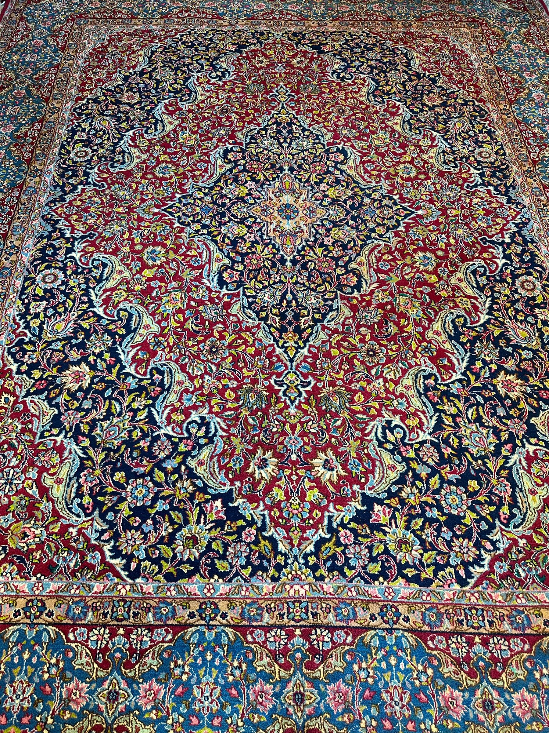 Exquisite Persian Vintage Medalian Rug 10 x 13 Rugistan