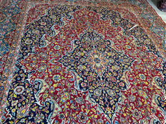 Exquisite Persian Vintage Medalian Rug 10 x 13 Rugistan