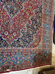 Exquisite Persian Vintage Medalian Rug 10 x 13 Rugistan