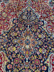 Exquisite Persian Vintage Medalian Rug 10 x 13 Rugistan