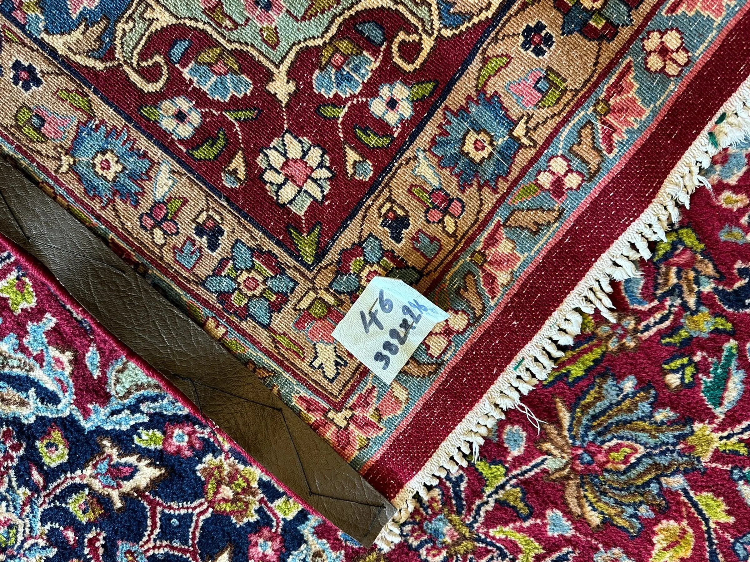 Exquisite Persian Vintage Medalian Rug 10 x 13 Rugistan